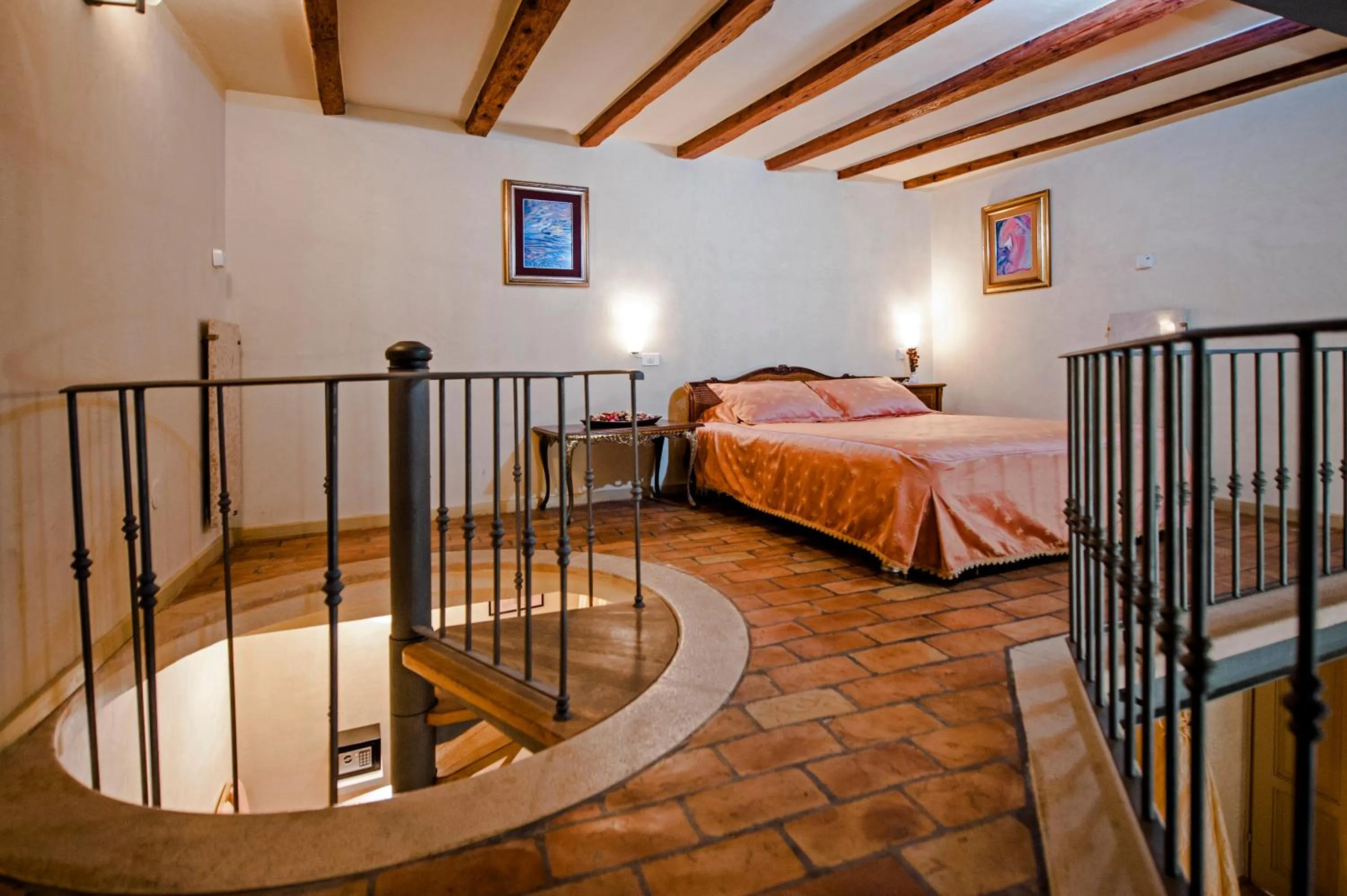 Bed in Residence PORTA ANTICA Centro Storico