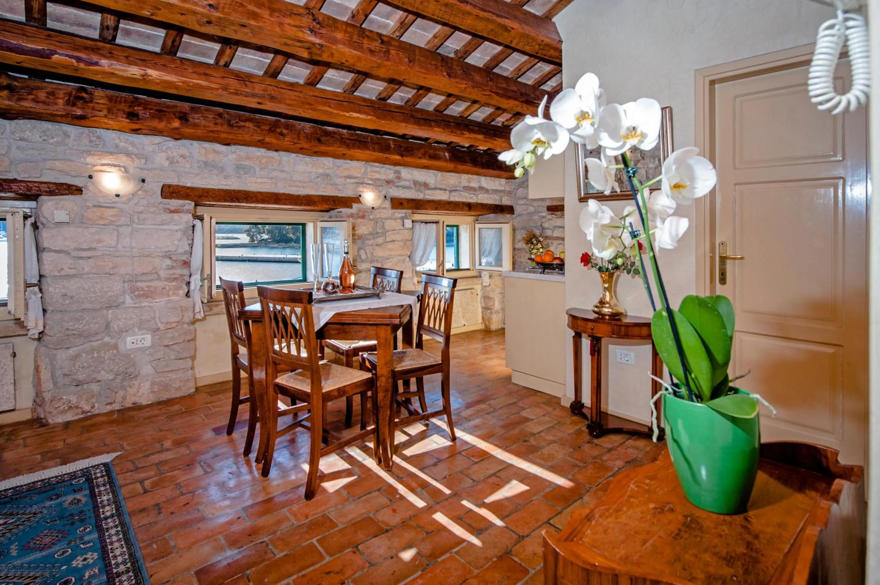 Photo of the whole room in Residence PORTA ANTICA Centro Storico