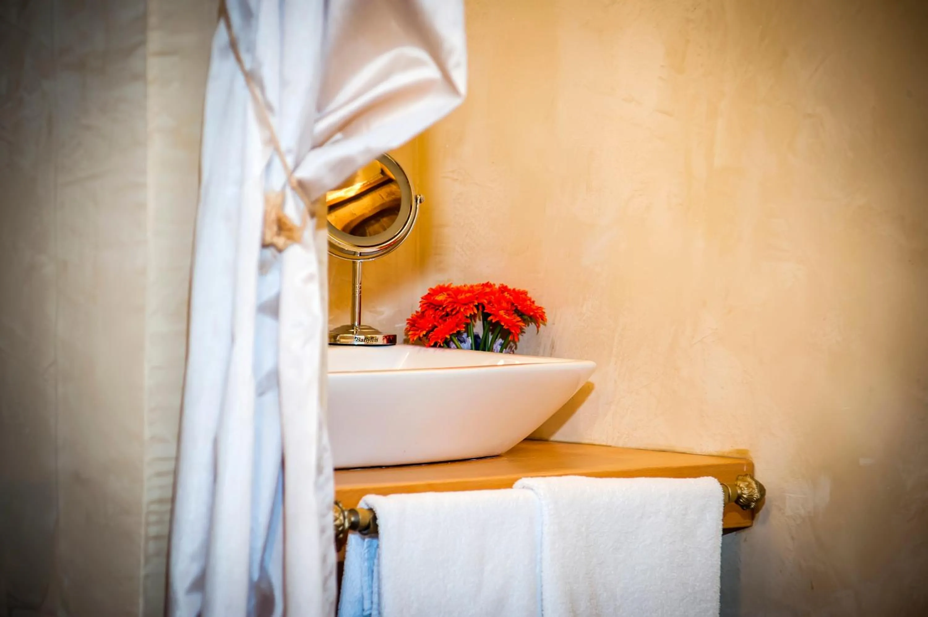 Bathroom in Residence PORTA ANTICA Centro Storico