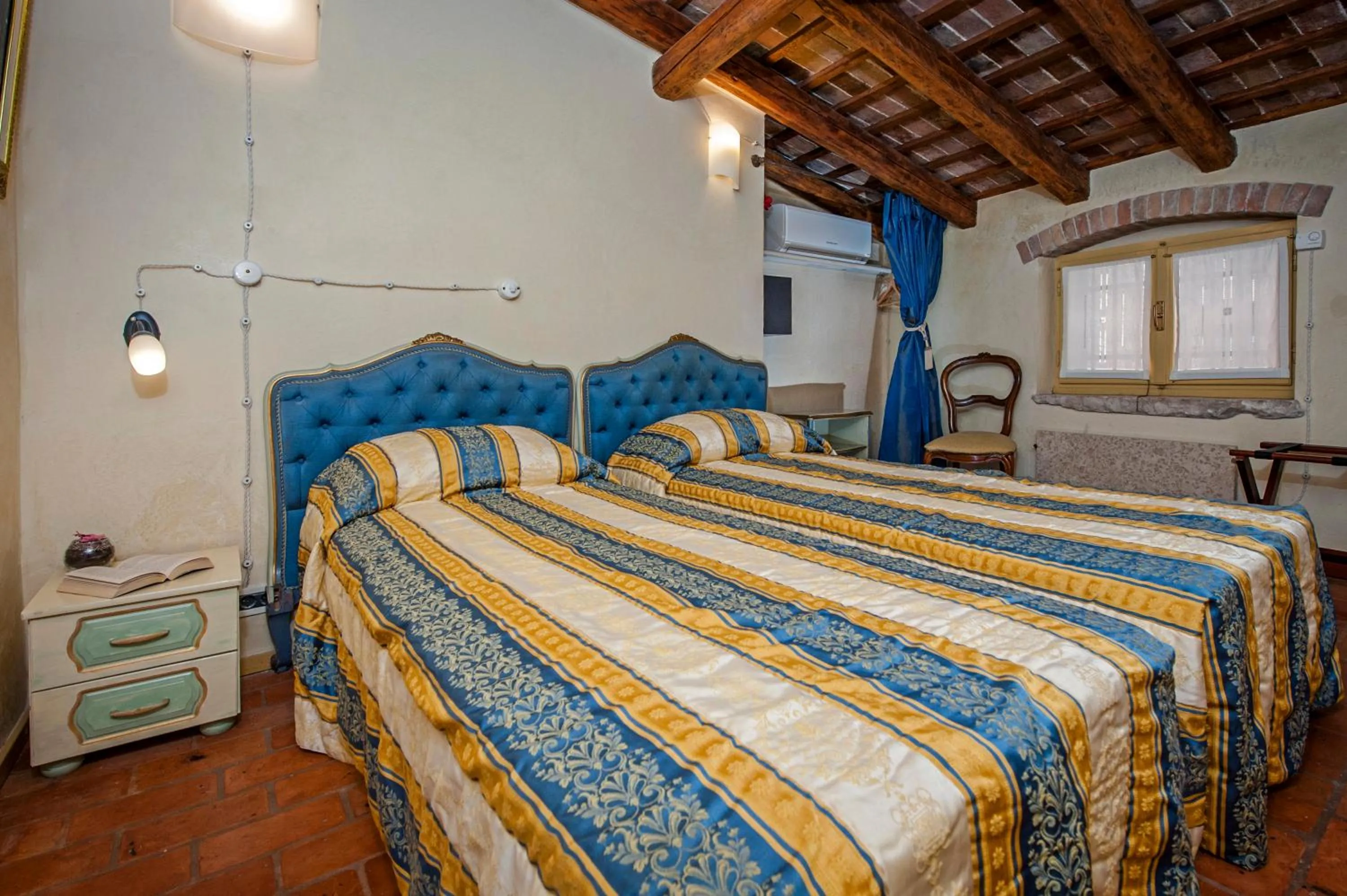 Bed in Residence PORTA ANTICA Centro Storico