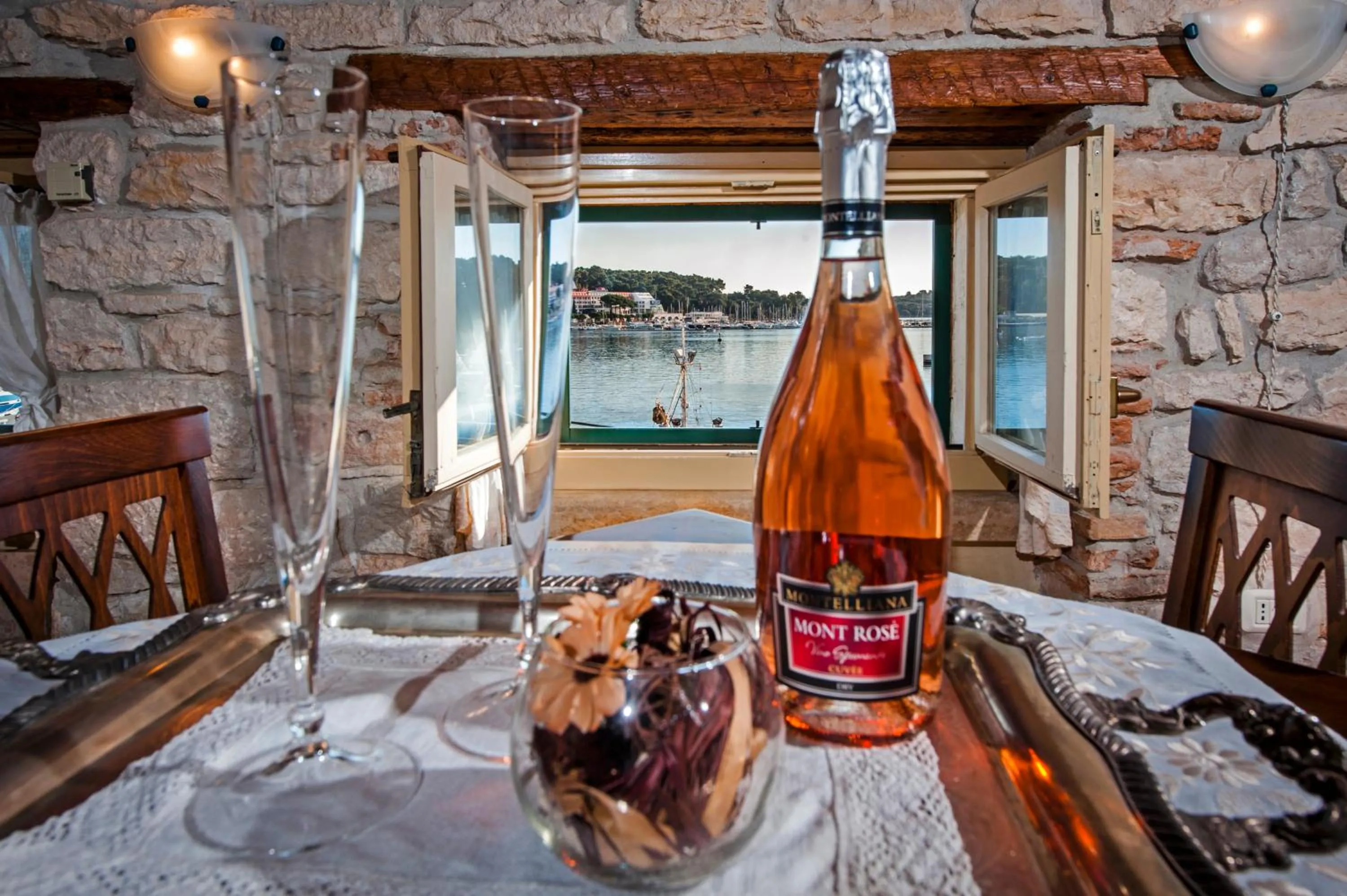 Decorative detail in Residence PORTA ANTICA Centro Storico