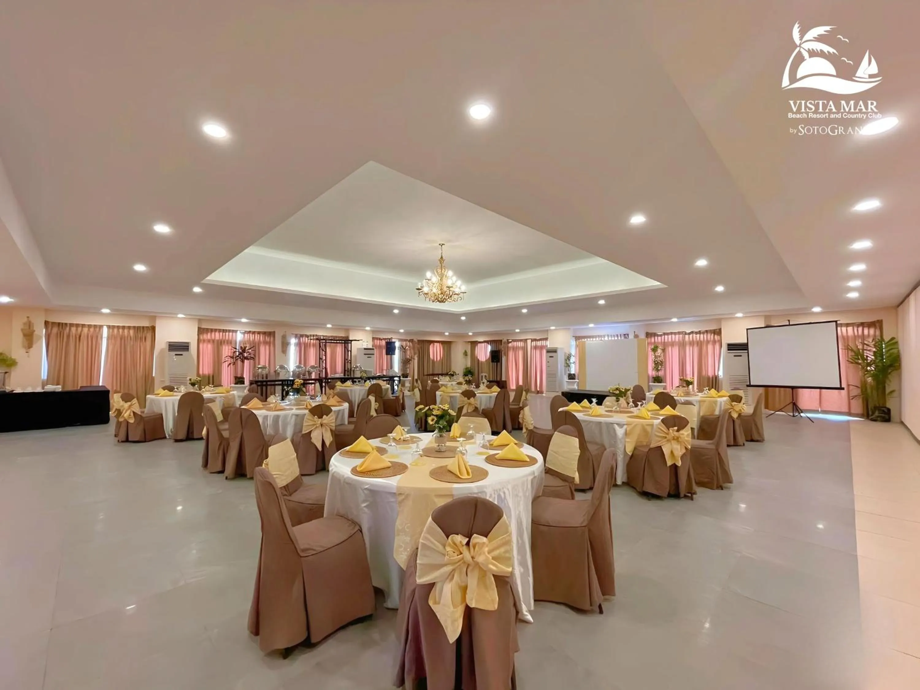 Banquet/Function facilities in Vista Mar Beach Resort & Country Club