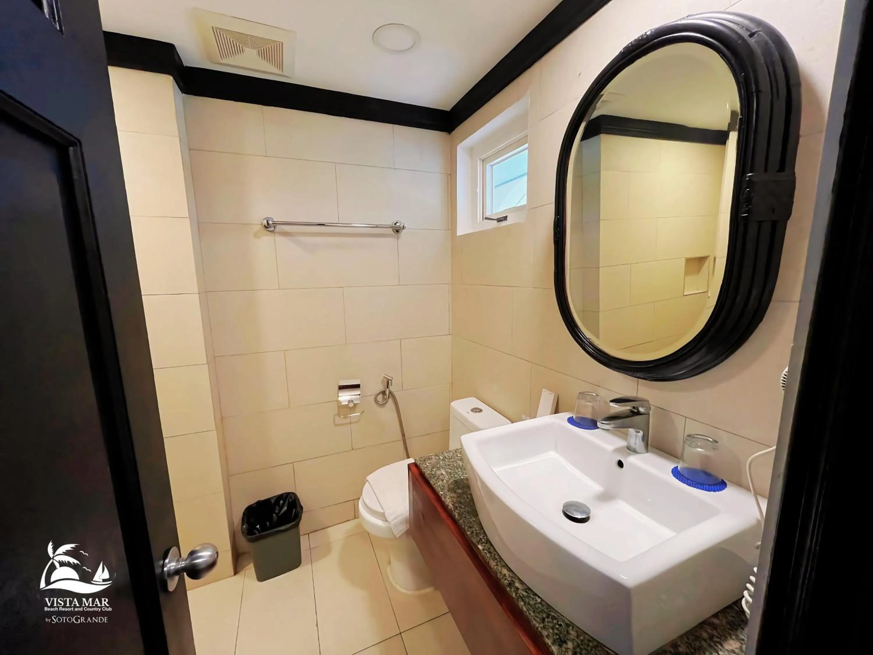 Toilet in Vista Mar Beach Resort & Country Club