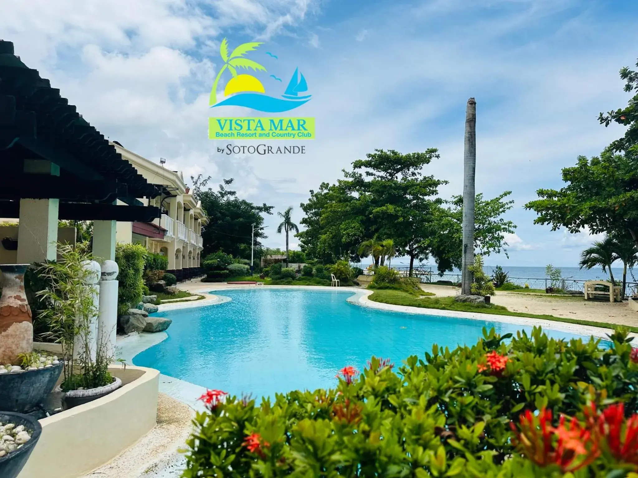 Swimming pool in Vista Mar Beach Resort and Country Club Swimming pool in Vista Mar Beach Resort and Country Club