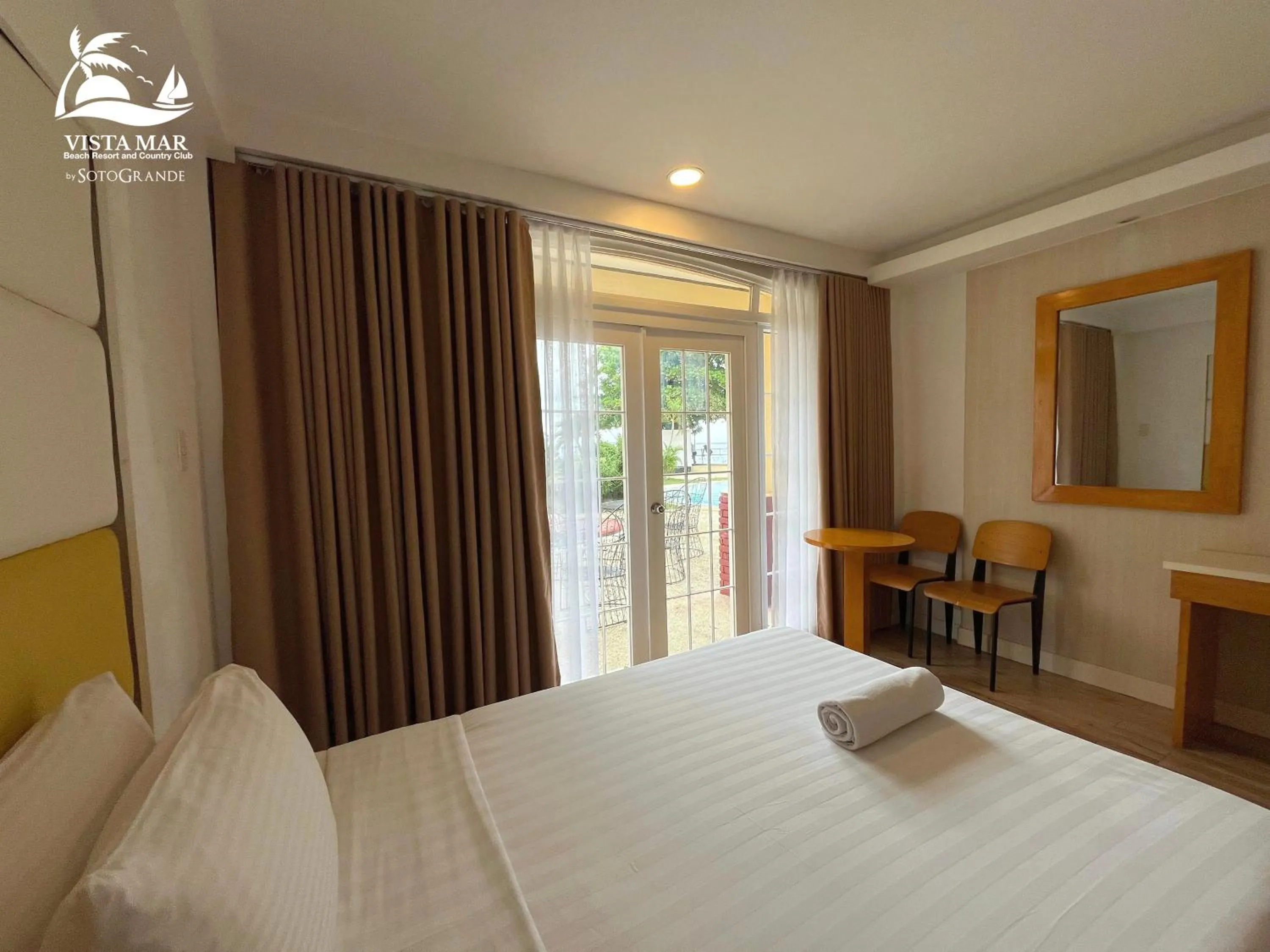 Bedroom, Bed in Vista Mar Beach Resort & Country Club