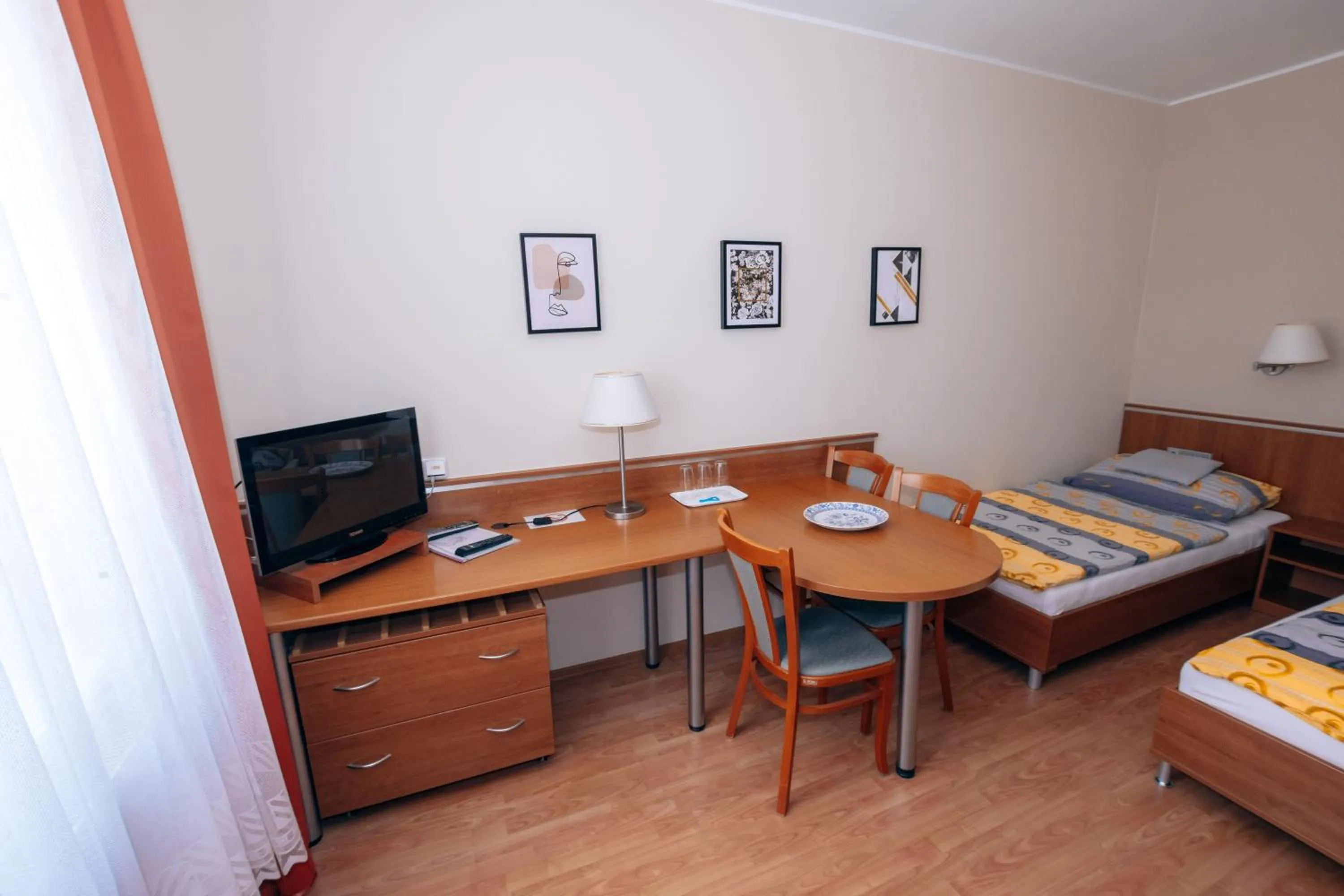 Property building, Bed in Penzion Fan