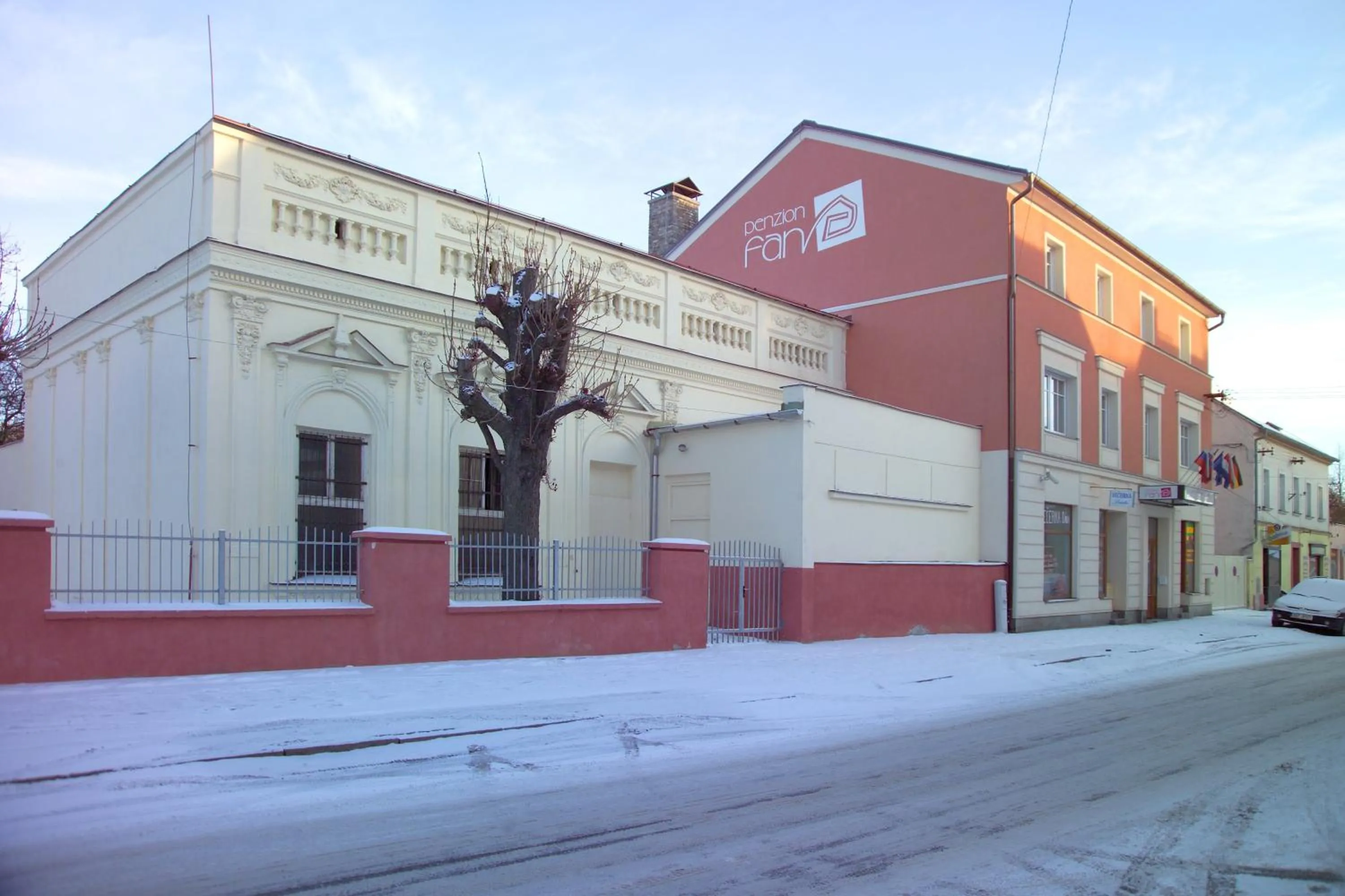 Facade/entrance in Penzion Fan