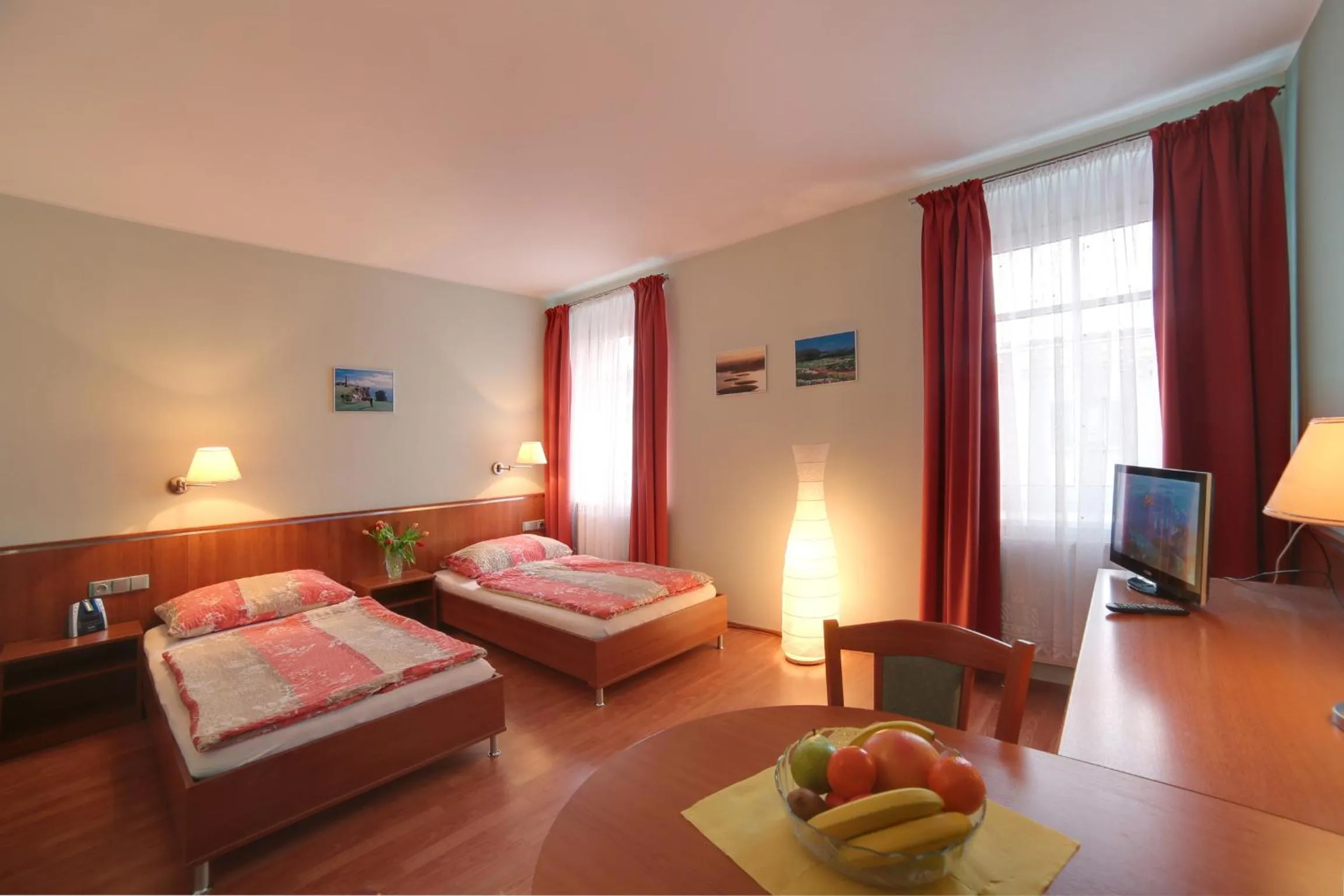 TV and multimedia, Bed in Penzion Fan