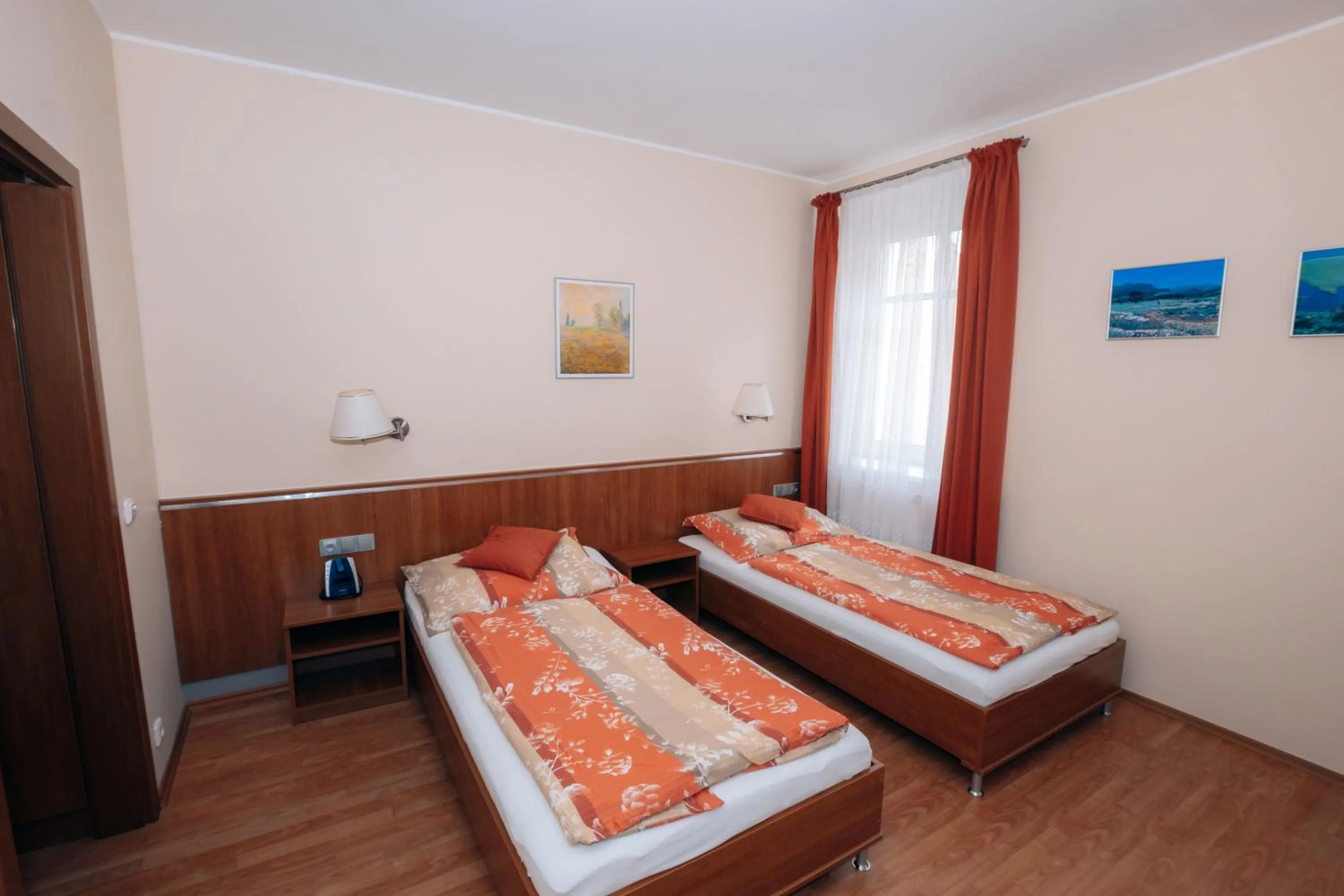 Property building, Bed in Penzion Fan