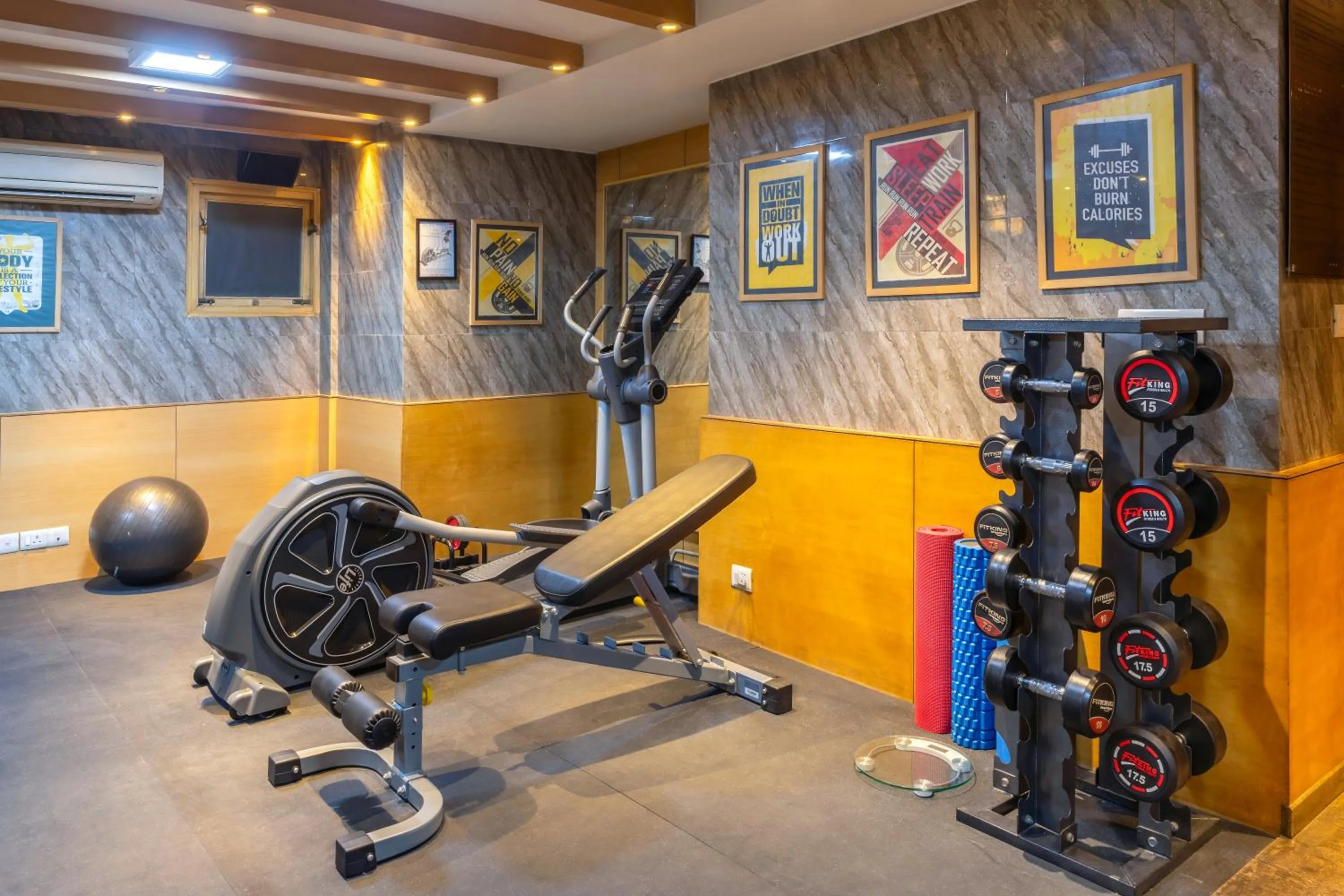 Fitness centre/facilities in Park Inn by Radisson,South Delhi