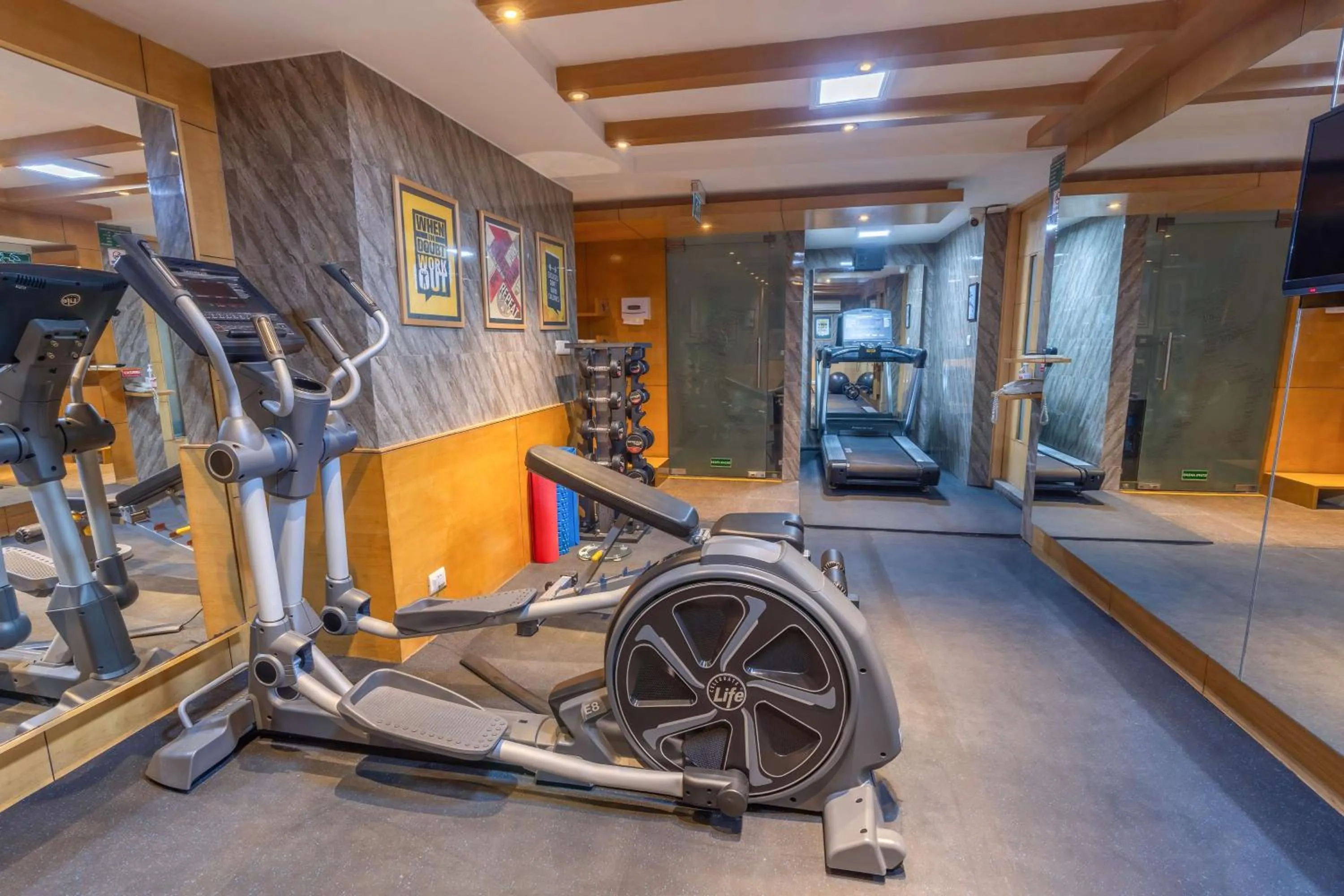 Fitness centre/facilities in Park Inn by Radisson,South Delhi