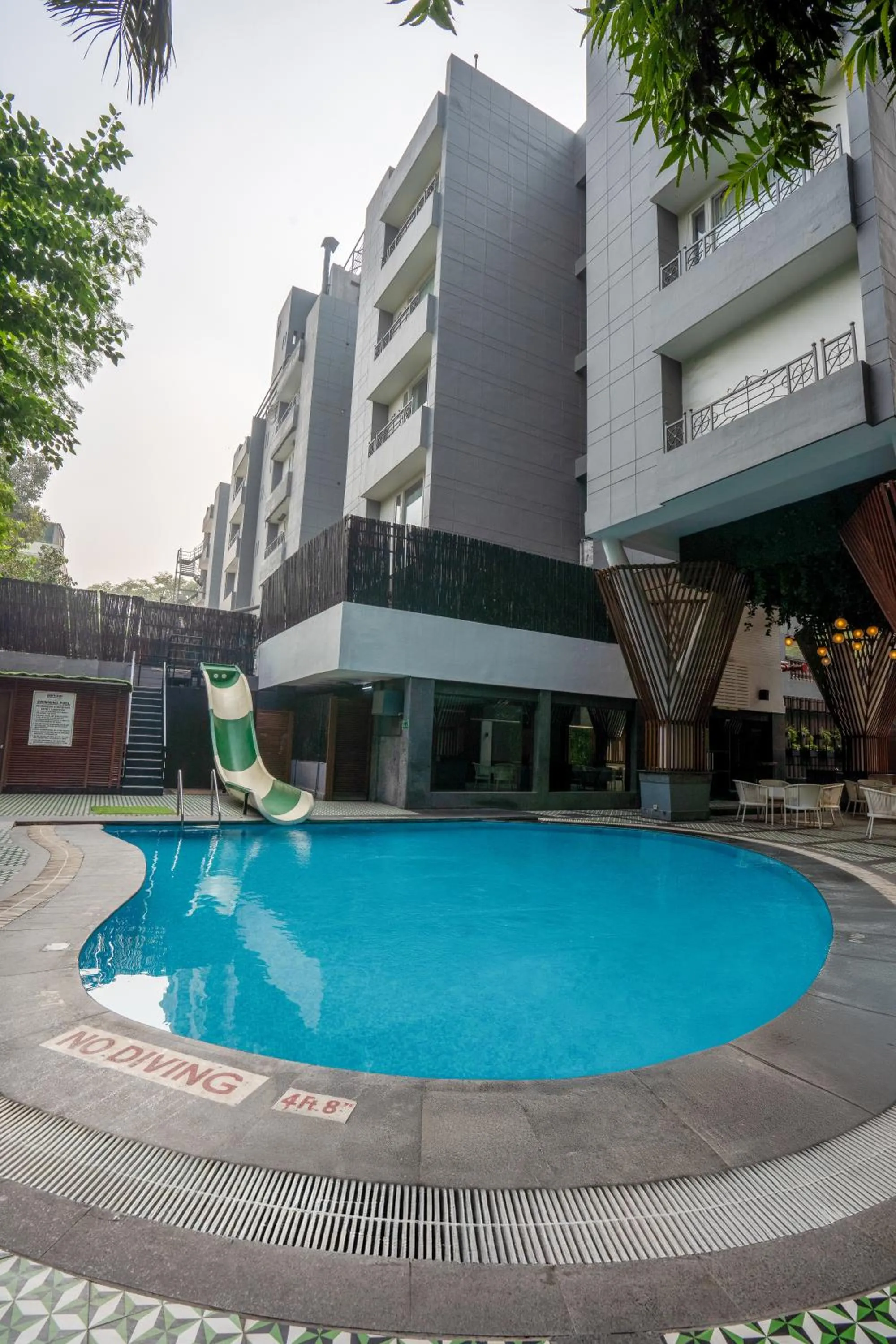 Swimming pool in Park Inn by Radisson,South Delhi