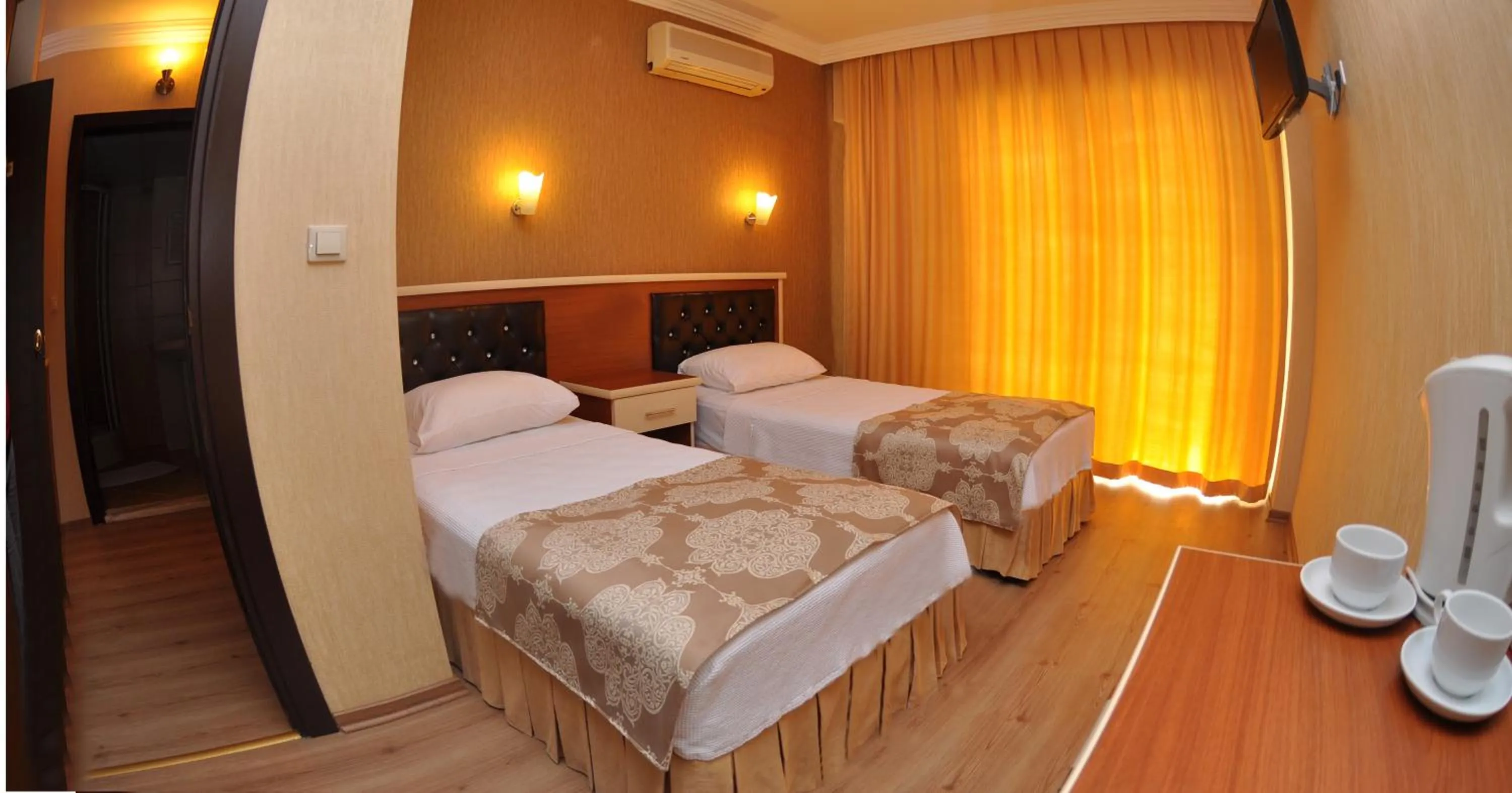 Family in Epic Hotel