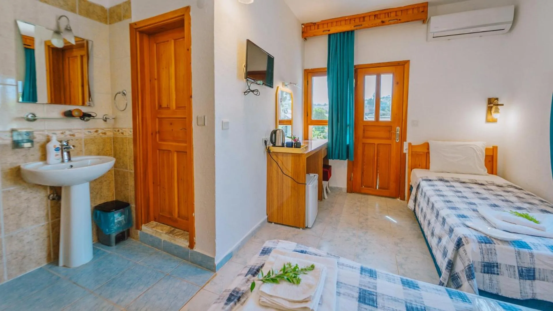 Photo of the whole room in St. Nicholas Pension