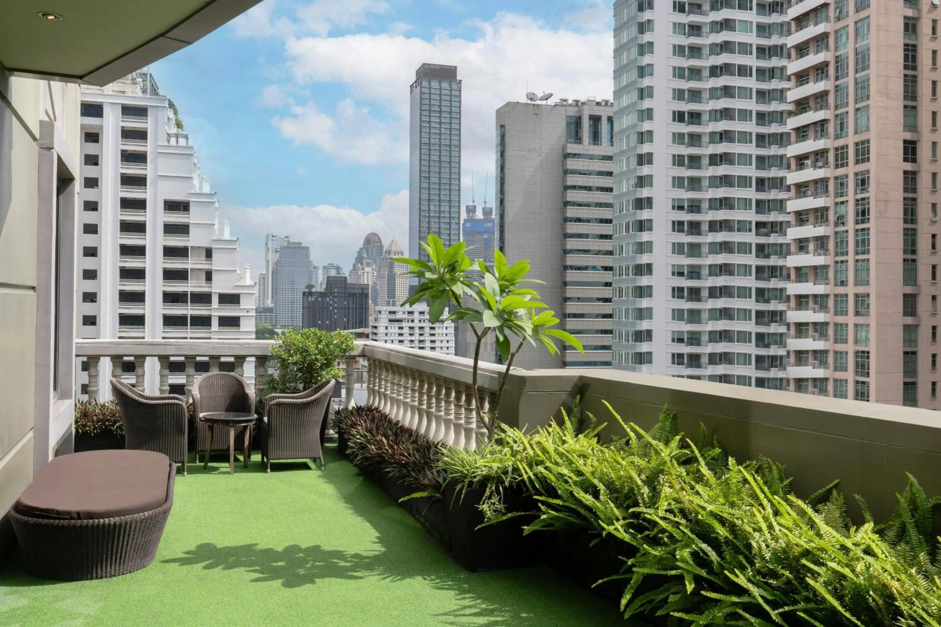 Photo of the whole room in Hotel Muse Bangkok, Autograph Collection