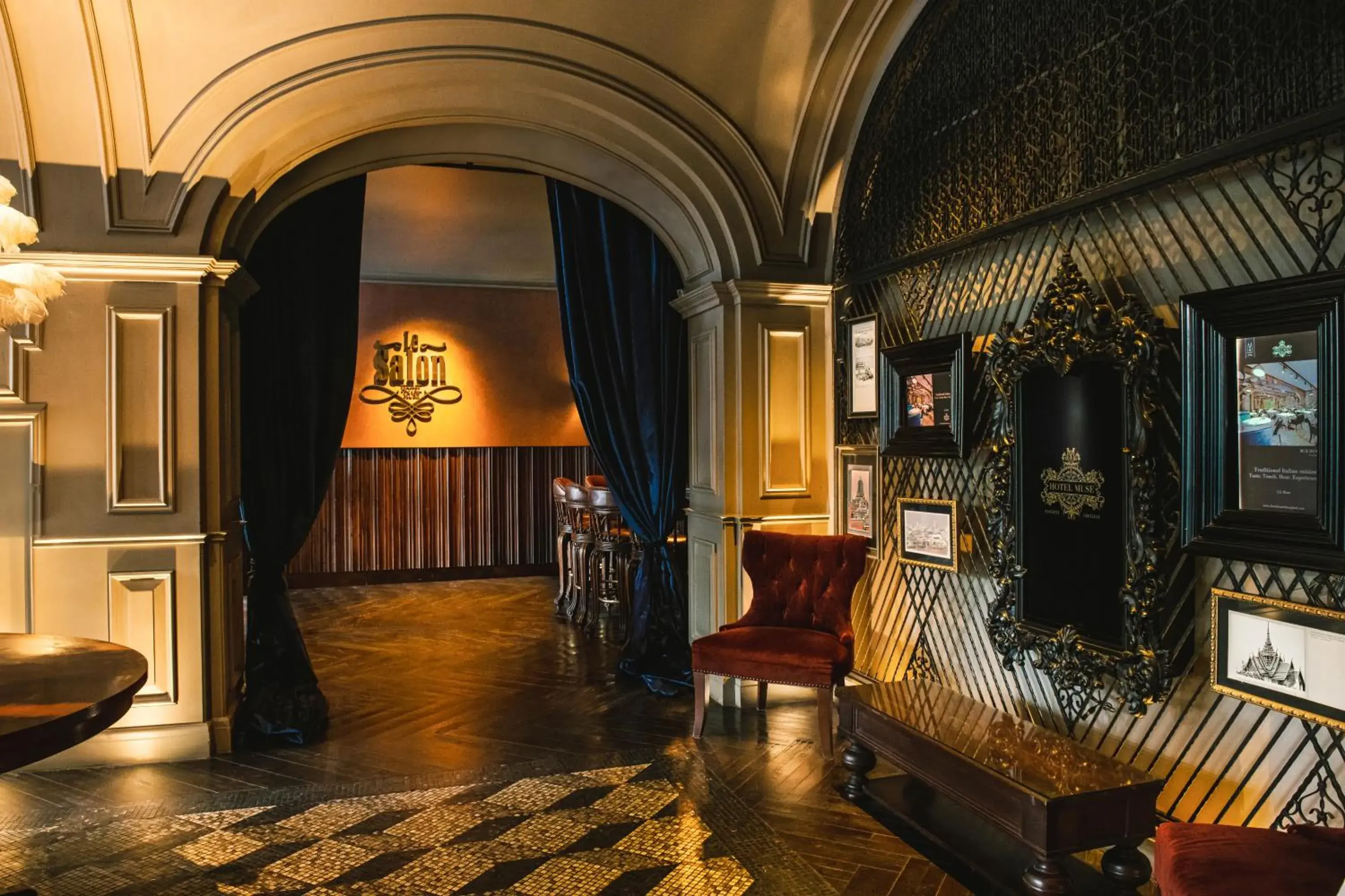 Living room in Hotel Muse Bangkok, Autograph Collection Living room in Hotel Muse Bangkok, Autograph Collection