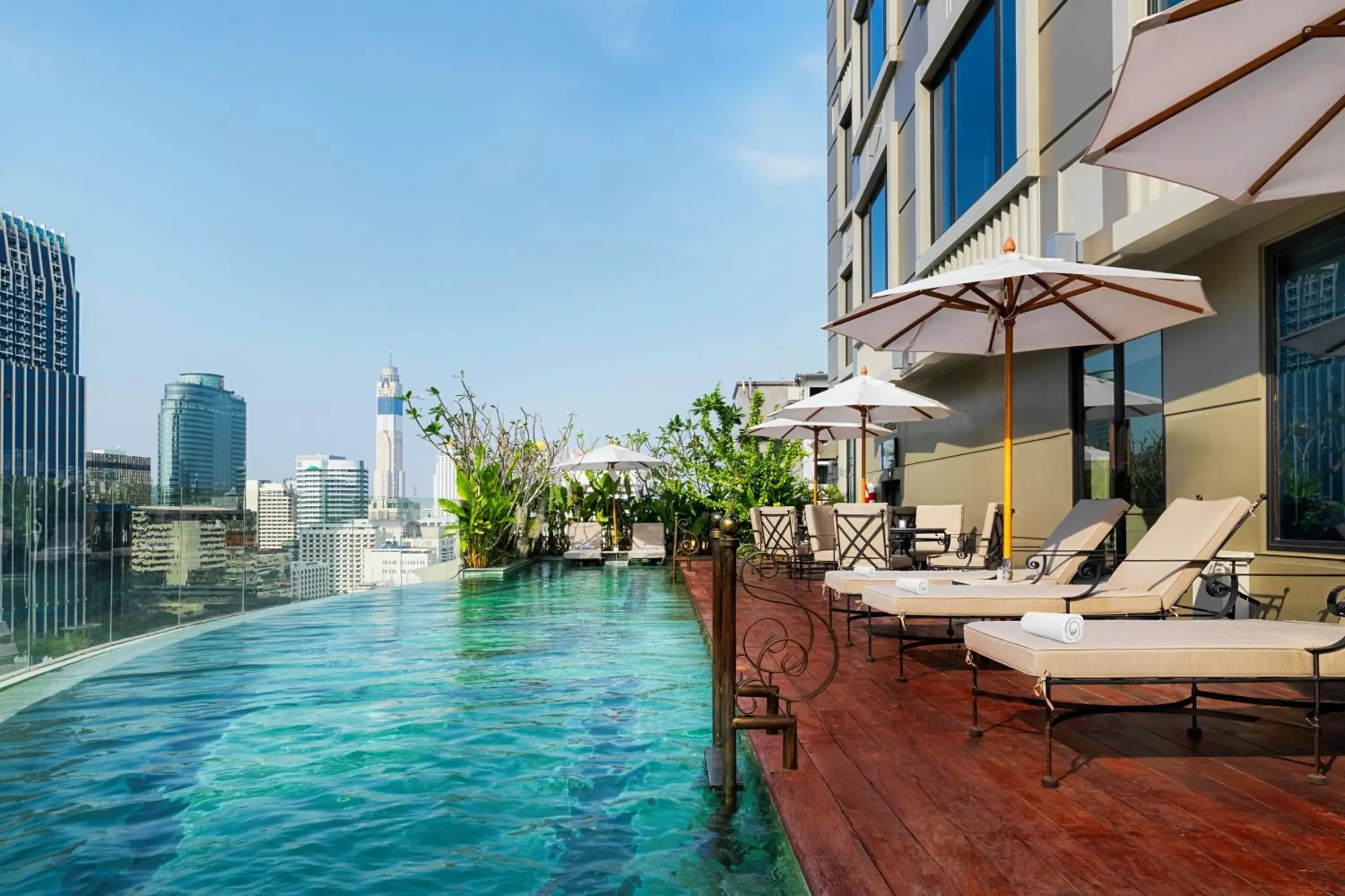 Swimming pool in Hotel Muse Bangkok, Autograph Collection by Marriott Swimming pool in Hotel Muse Bangkok, Autograph Collection by Marriott