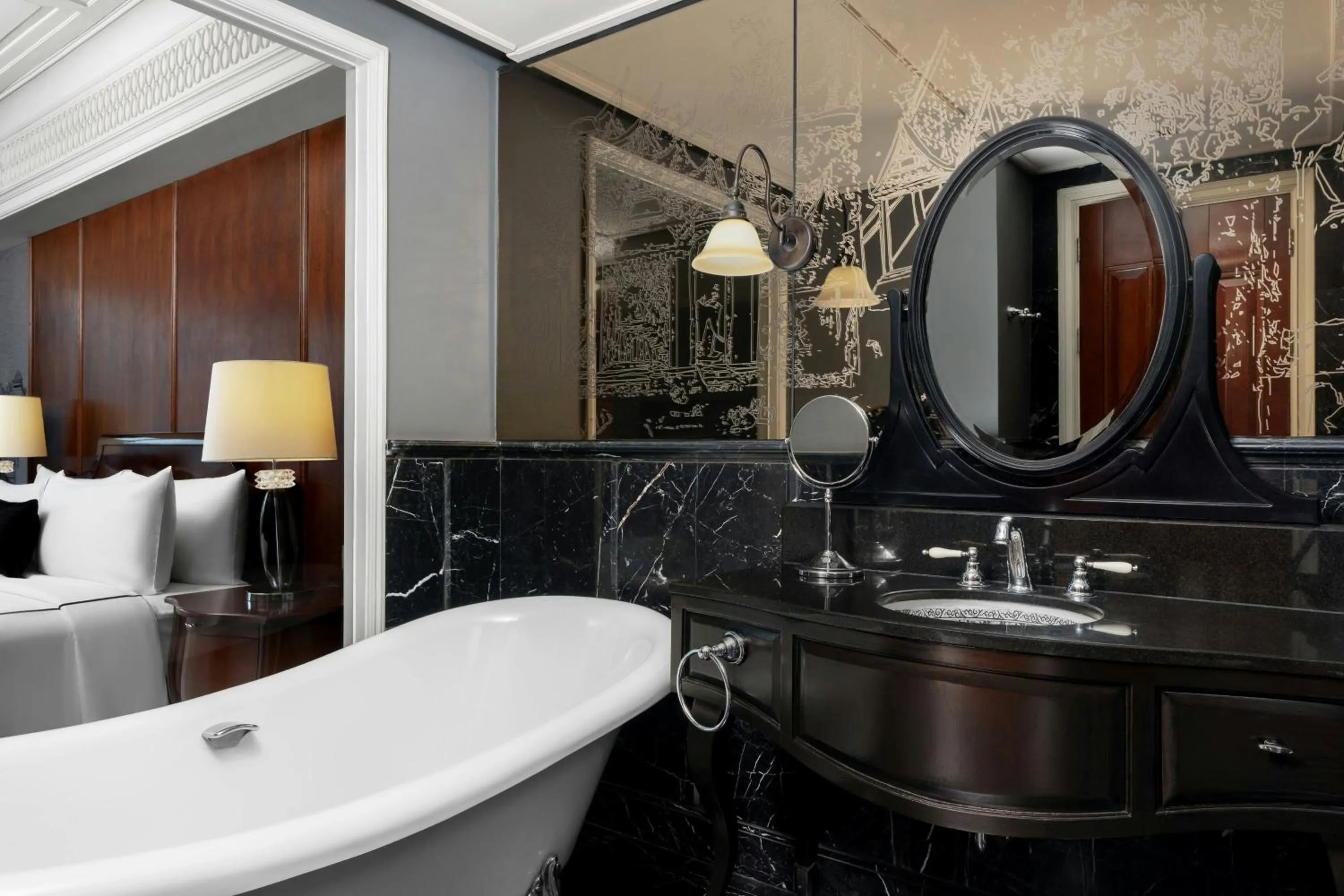 Photo of the whole room in Hotel Muse Bangkok, Autograph Collection