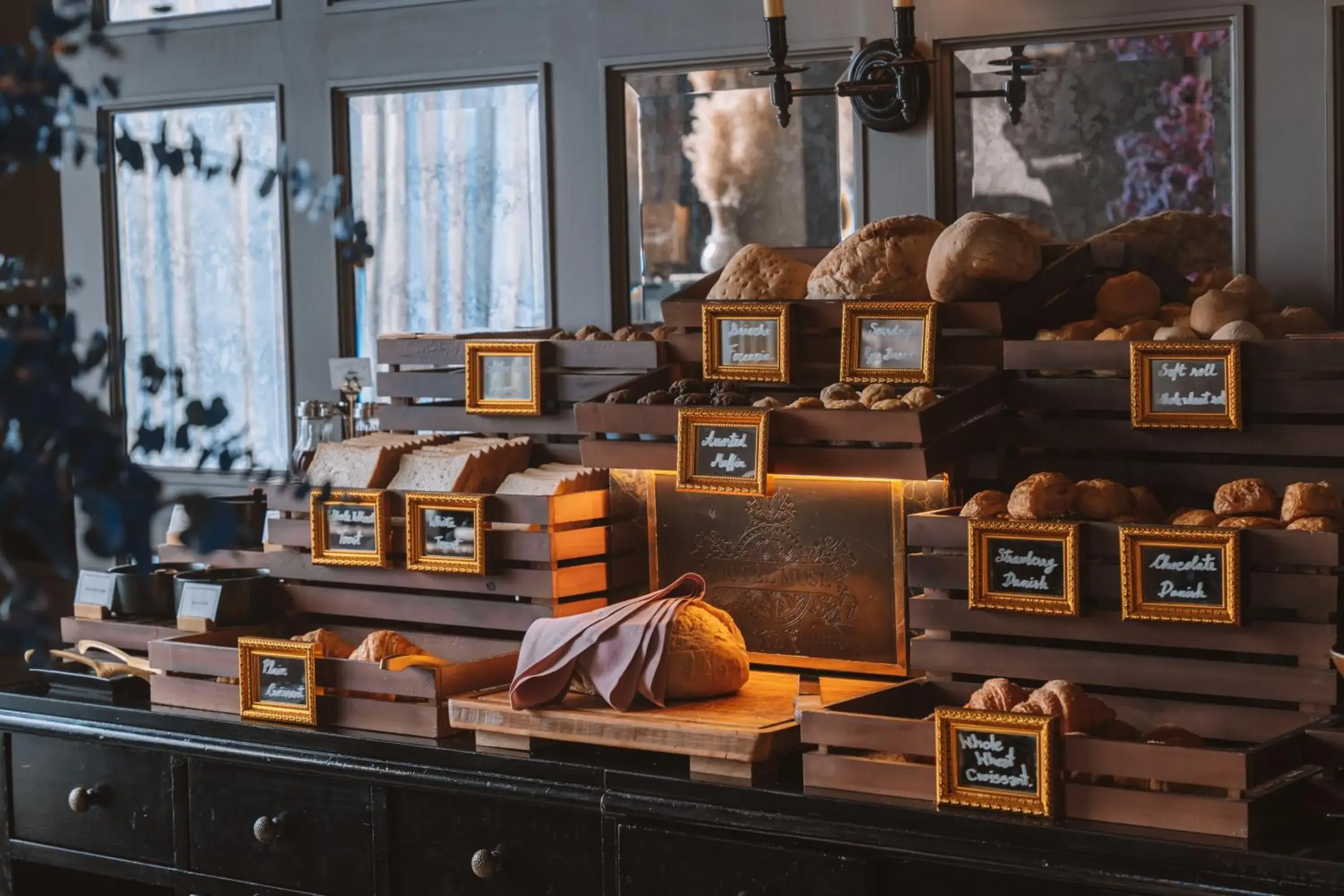 Breakfast in Hotel Muse Bangkok, Autograph Collection Breakfast in Hotel Muse Bangkok, Autograph Collection