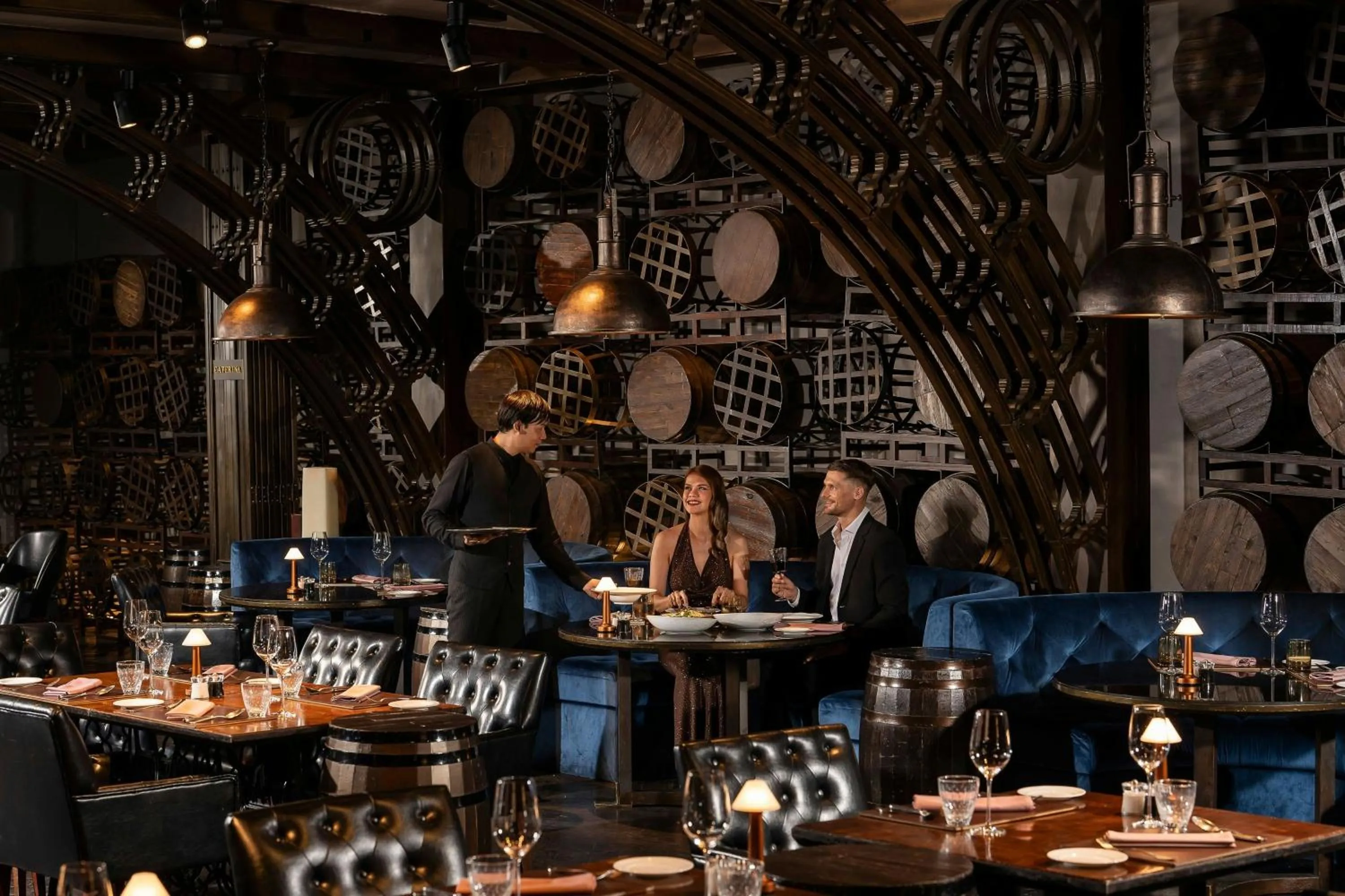 Restaurant/places to eat in Hotel Muse Bangkok, Autograph Collection