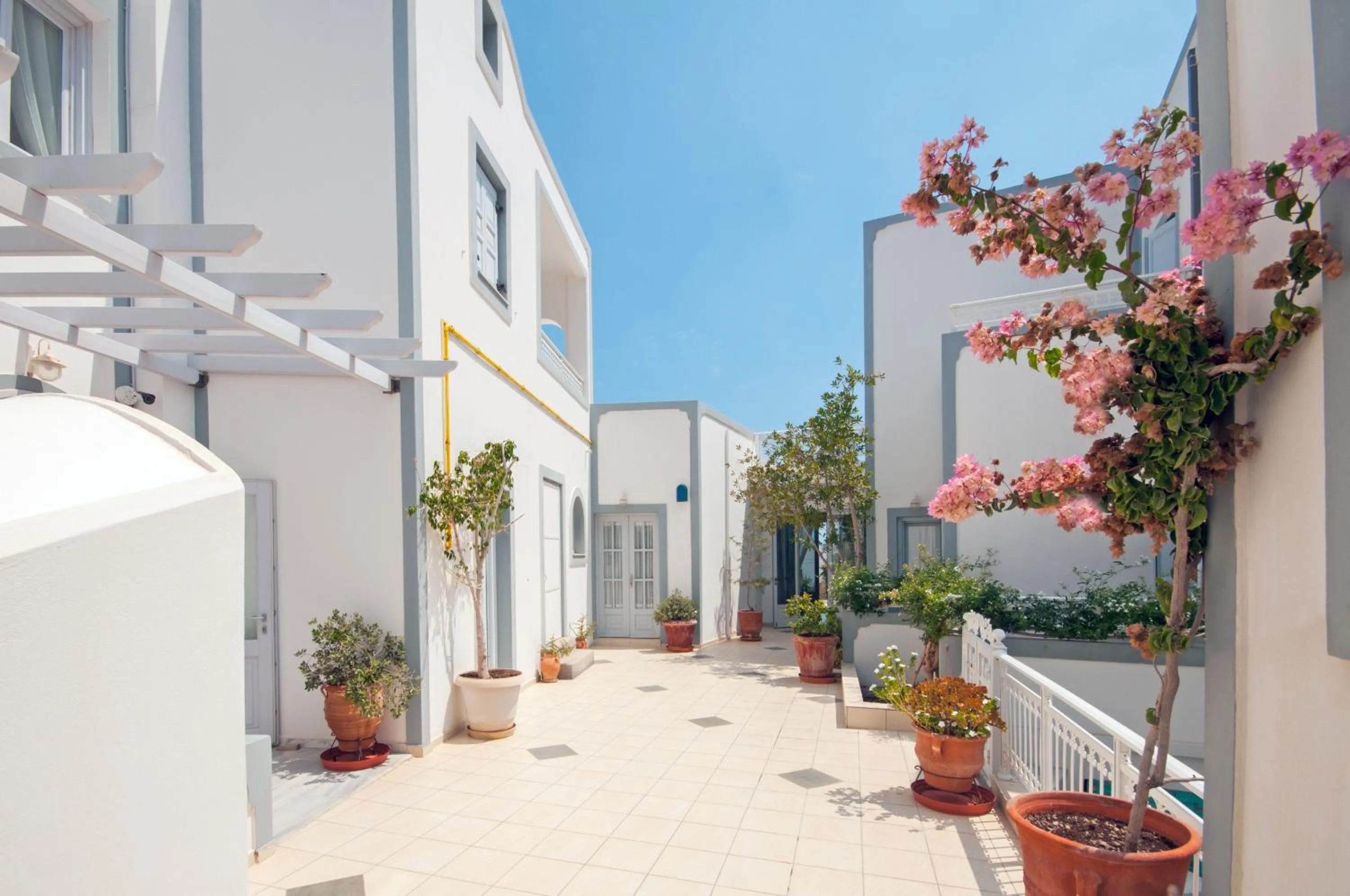 Property building in Glaros Hotel