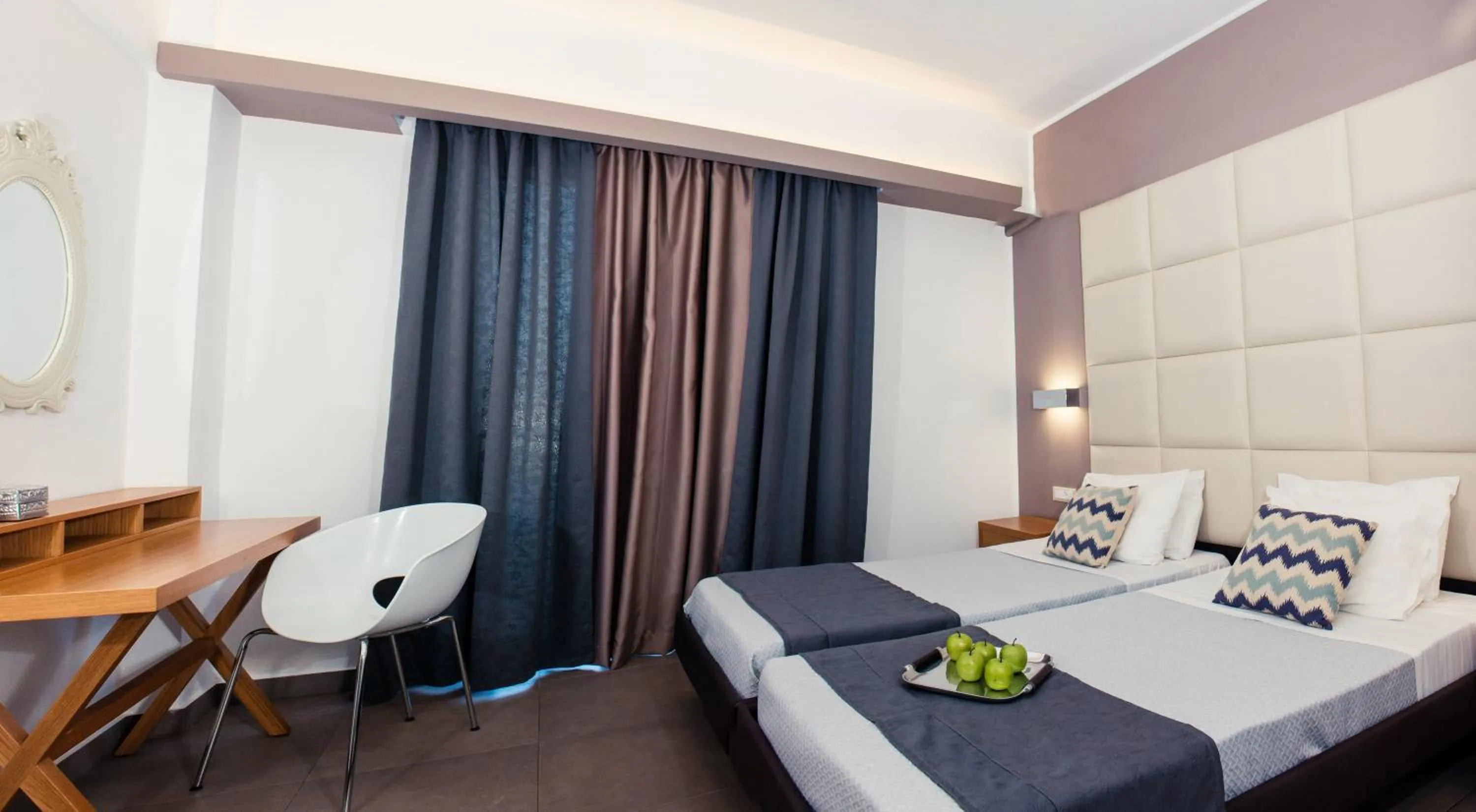 Photo of the whole room, Bed in Malibu Boutique Studios & Bungalows