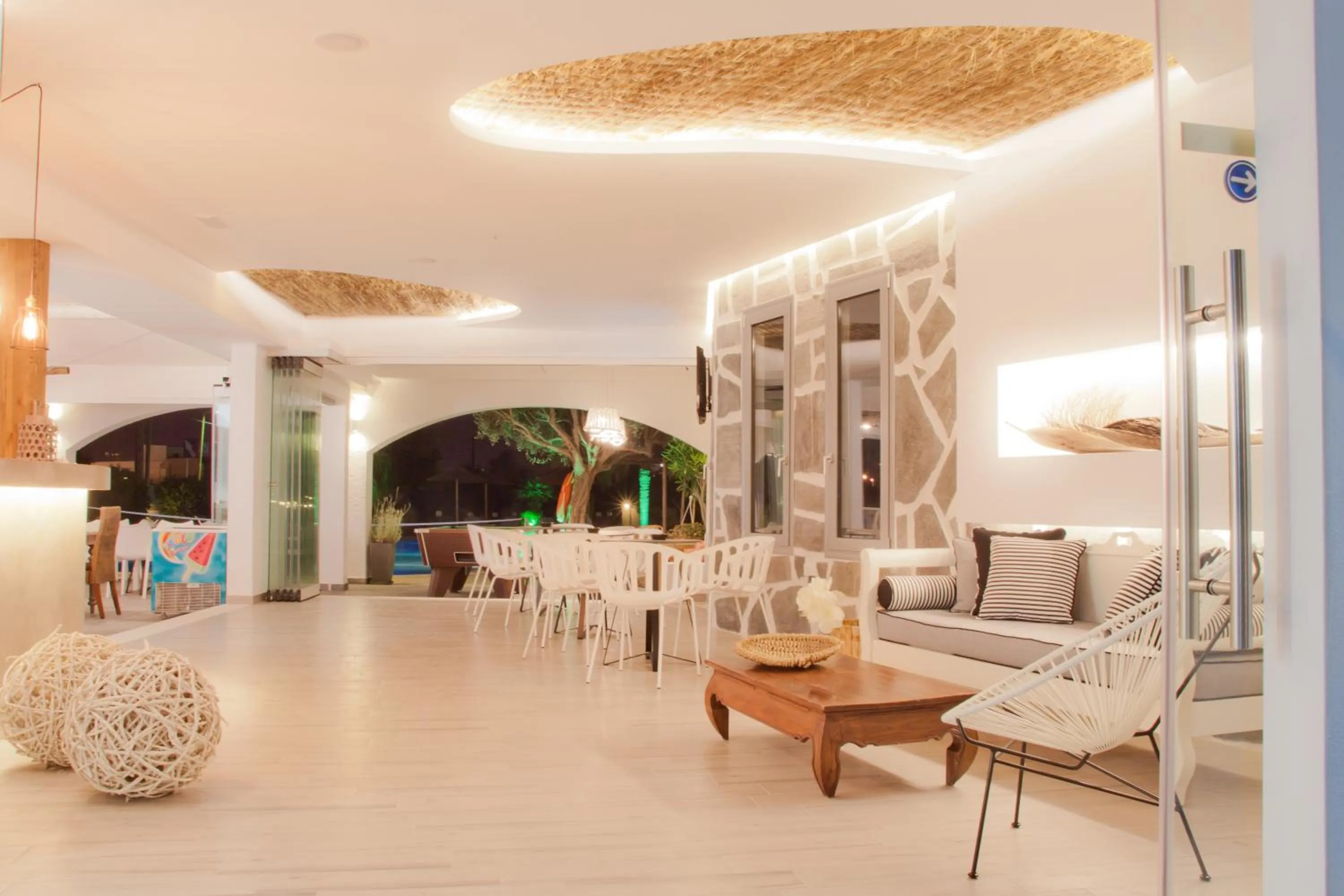 Lobby or reception in Malibu Boutique Studios & Bungalows