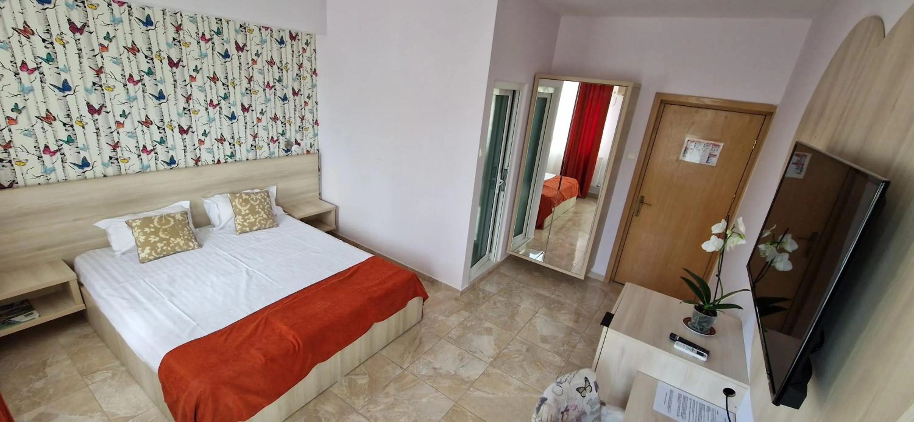 Photo of the whole room, Bed in OITUZ Boutique Residence