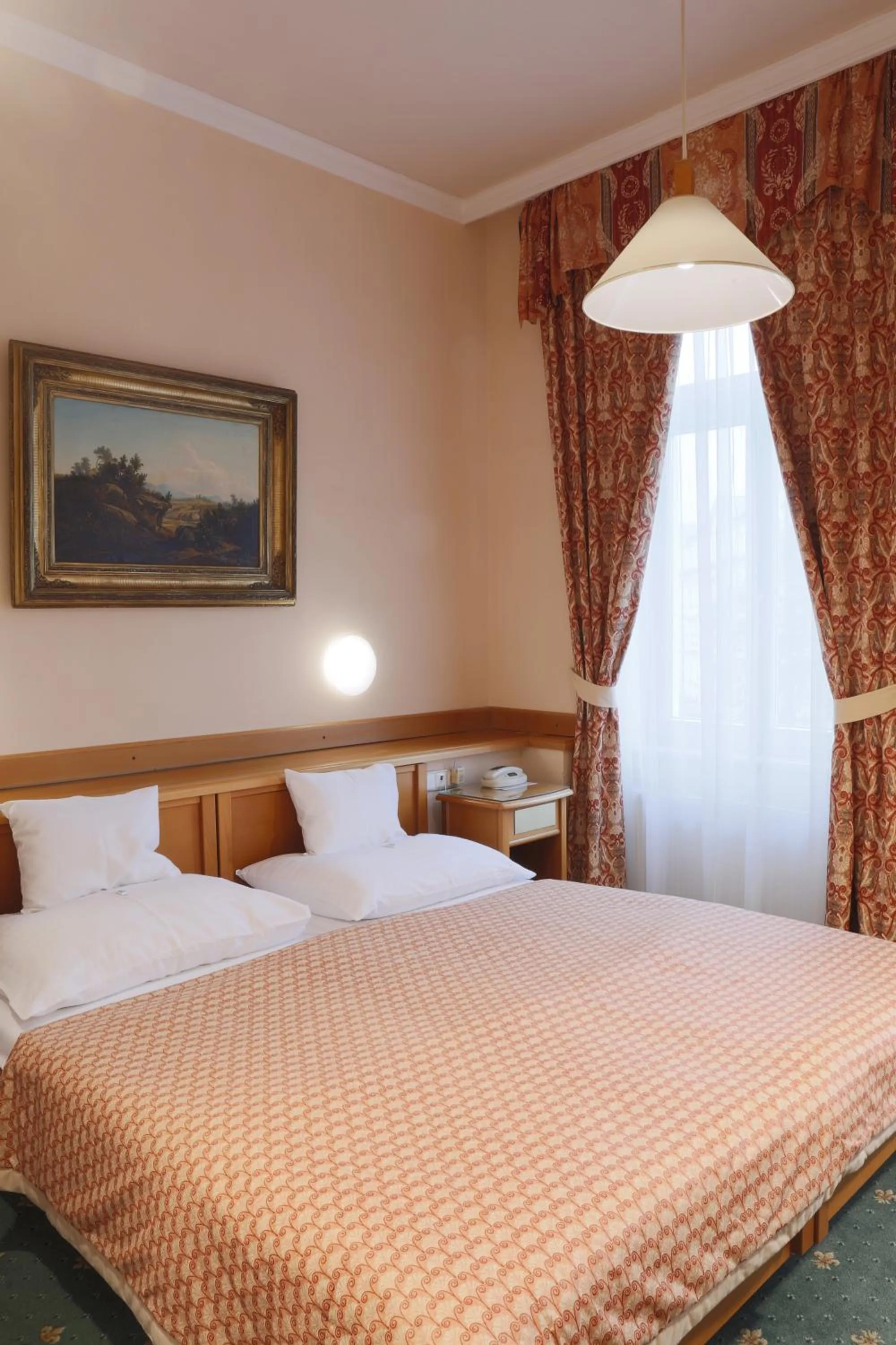 Bedroom, Bed in Hotel Pavlov