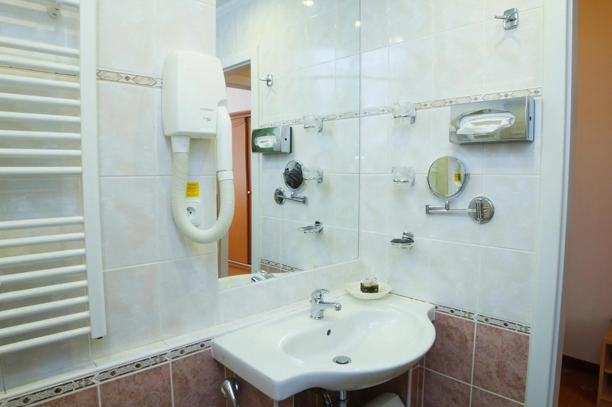 Photo of the whole room in Hotel Pavlov