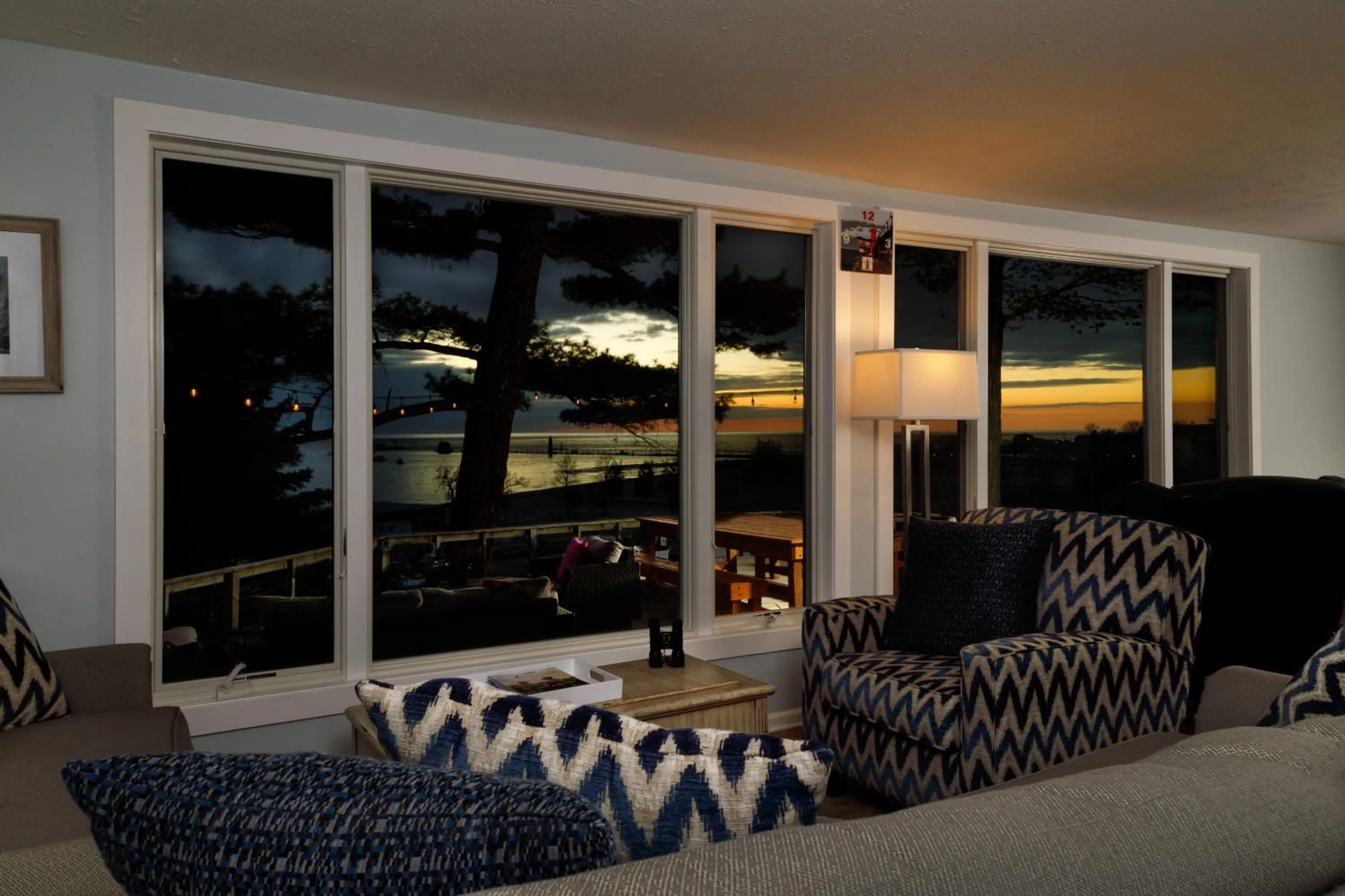 Seating area in Looking Glass Beachfront Inn