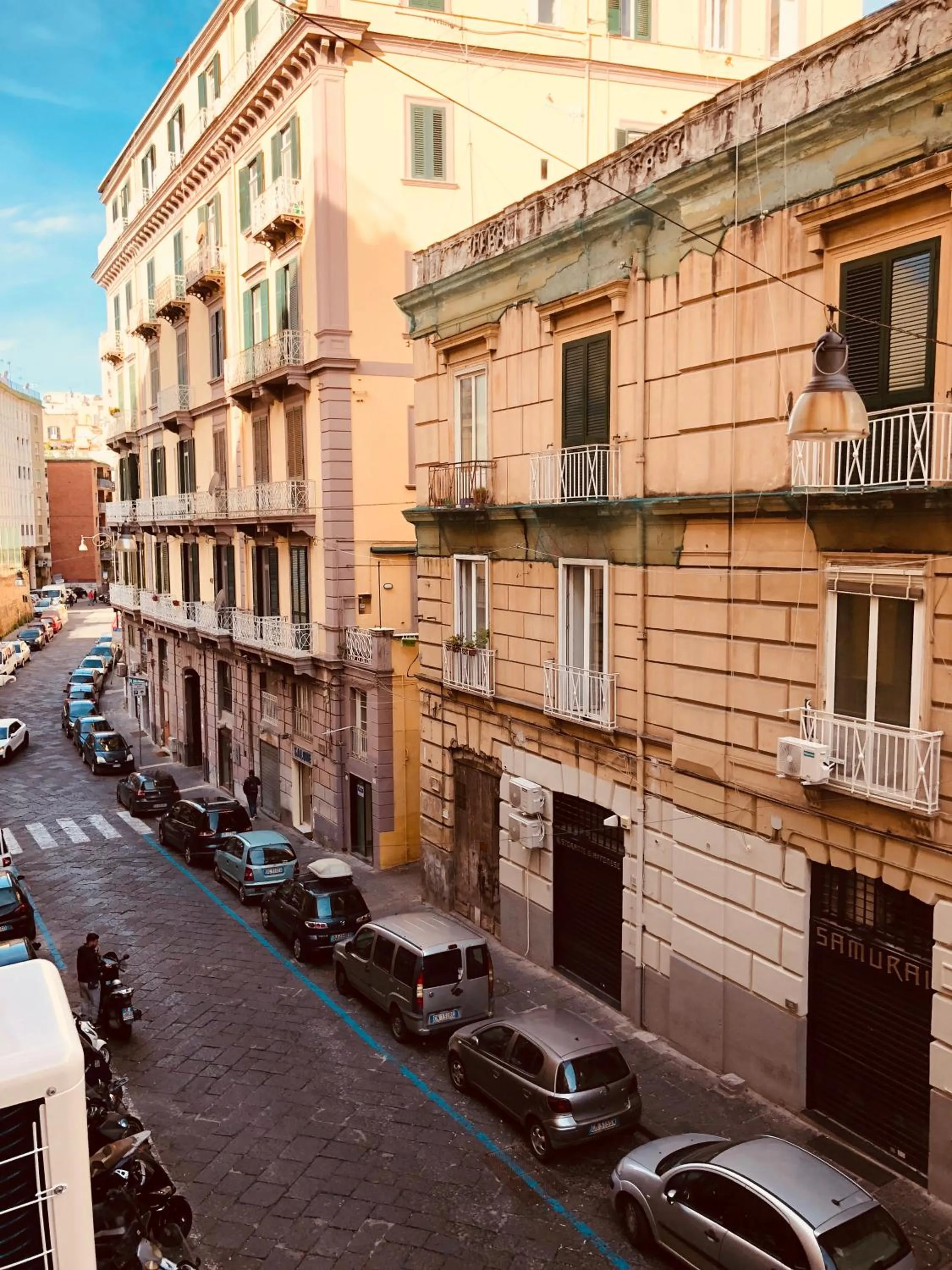 Property building in B&B Martucci Avenue