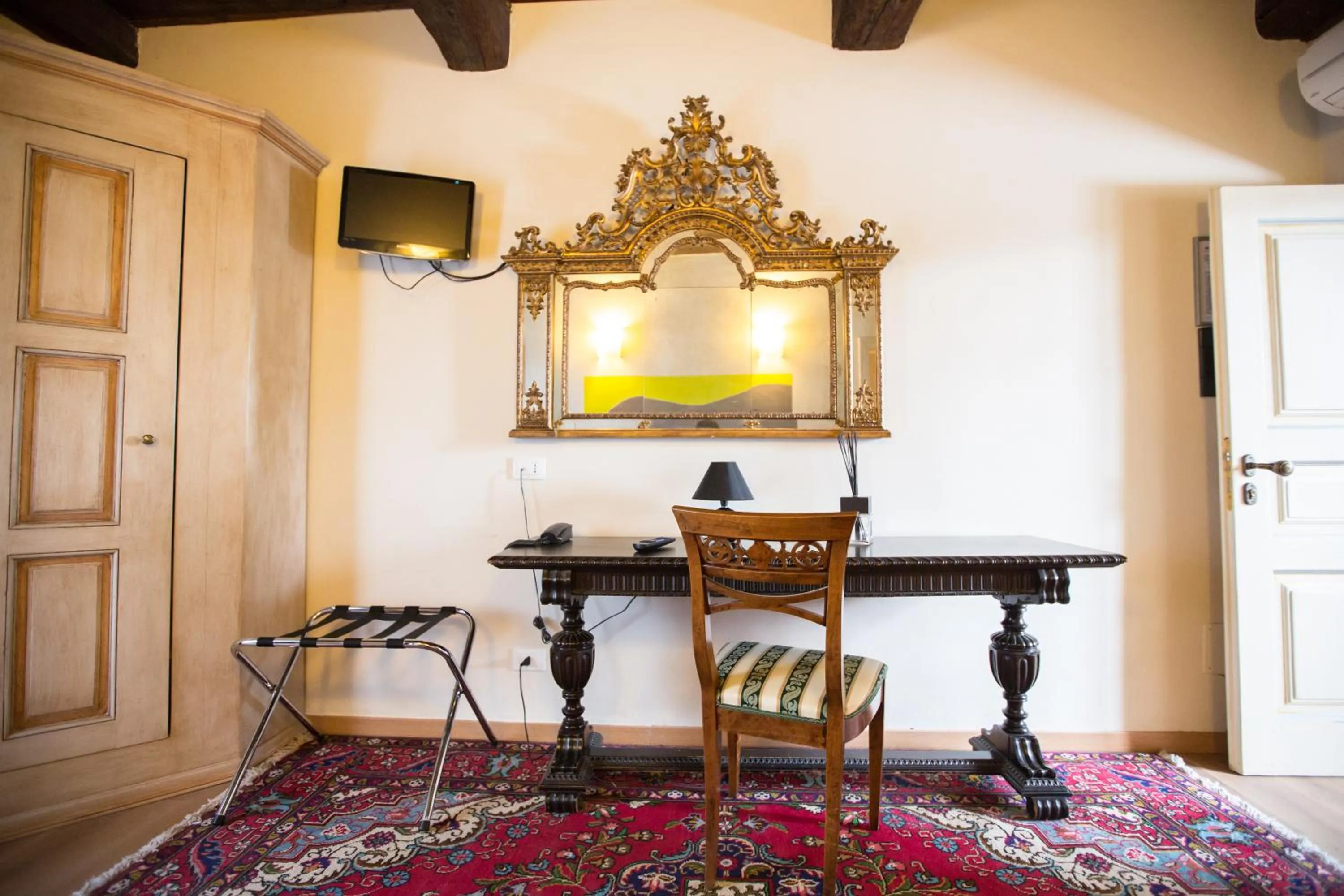 Decorative detail in Hotel Il Campanile