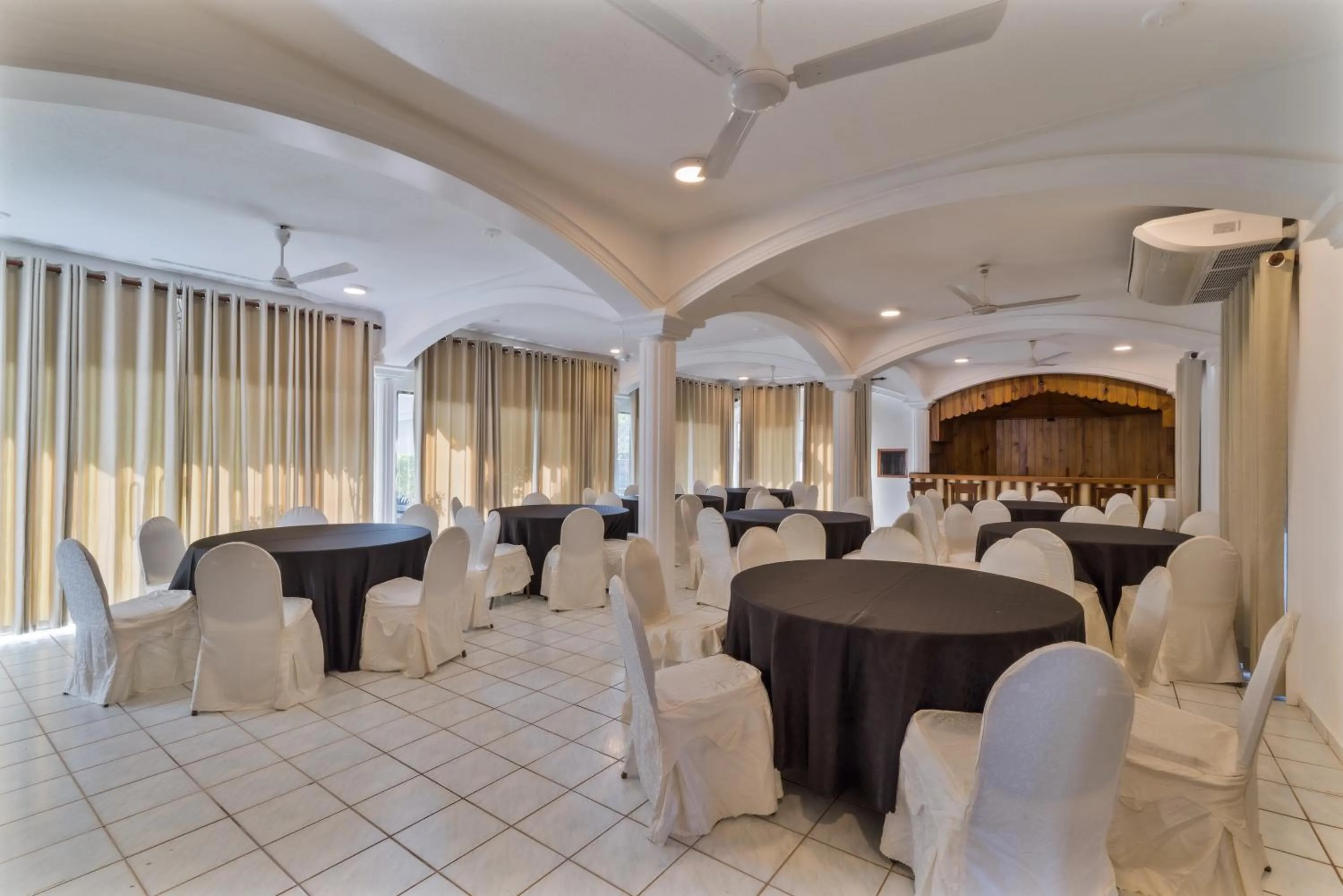 Banquet/Function facilities in Paradise Holiday Village