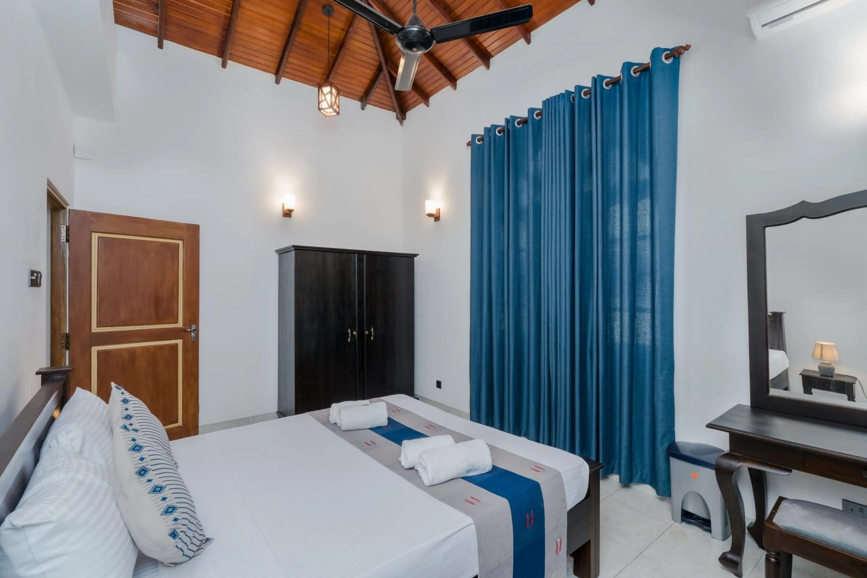 Bedroom, Bed in Paradise Holiday Village