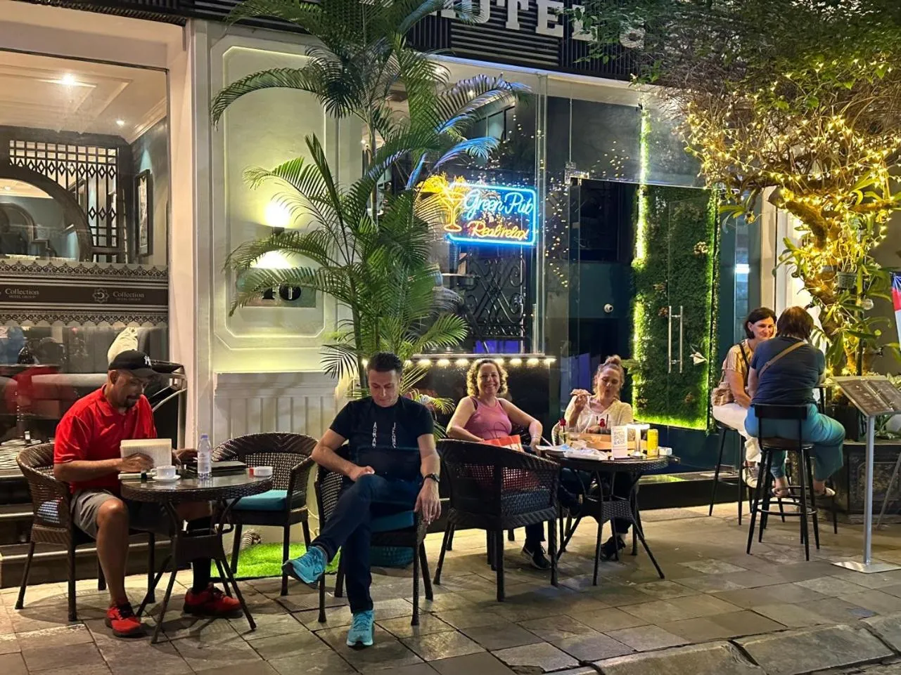 Nightclub / DJ in Grande Collection Hotel & Spa