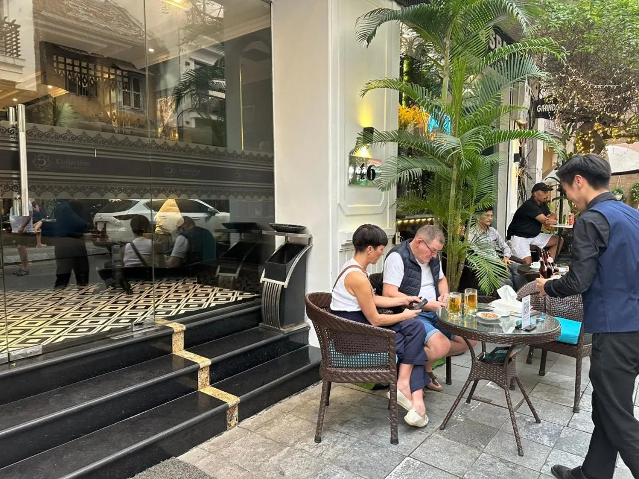 Food and drinks in Grande Collection Hotel & Spa