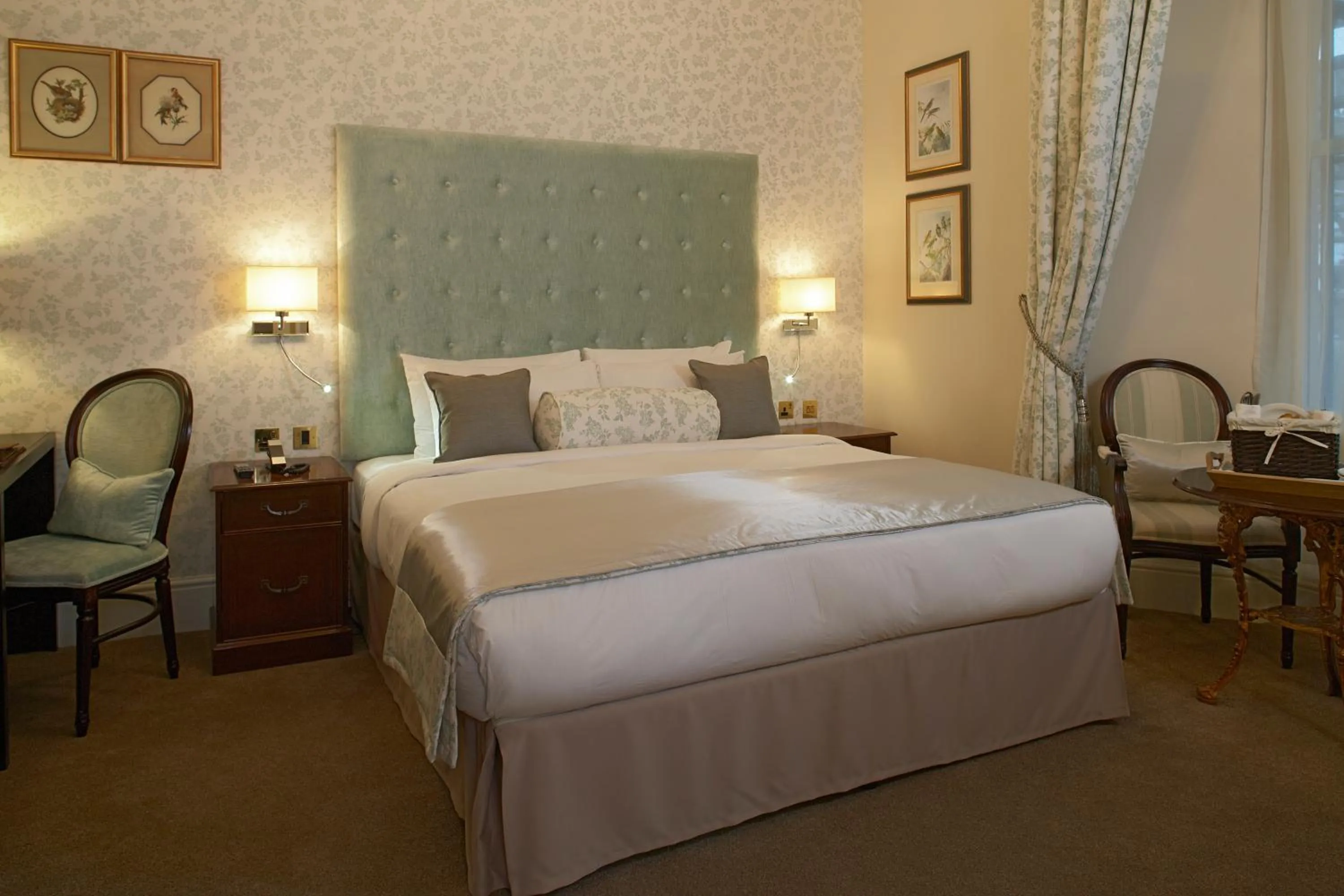 Photo of the whole room in Park International Hotel