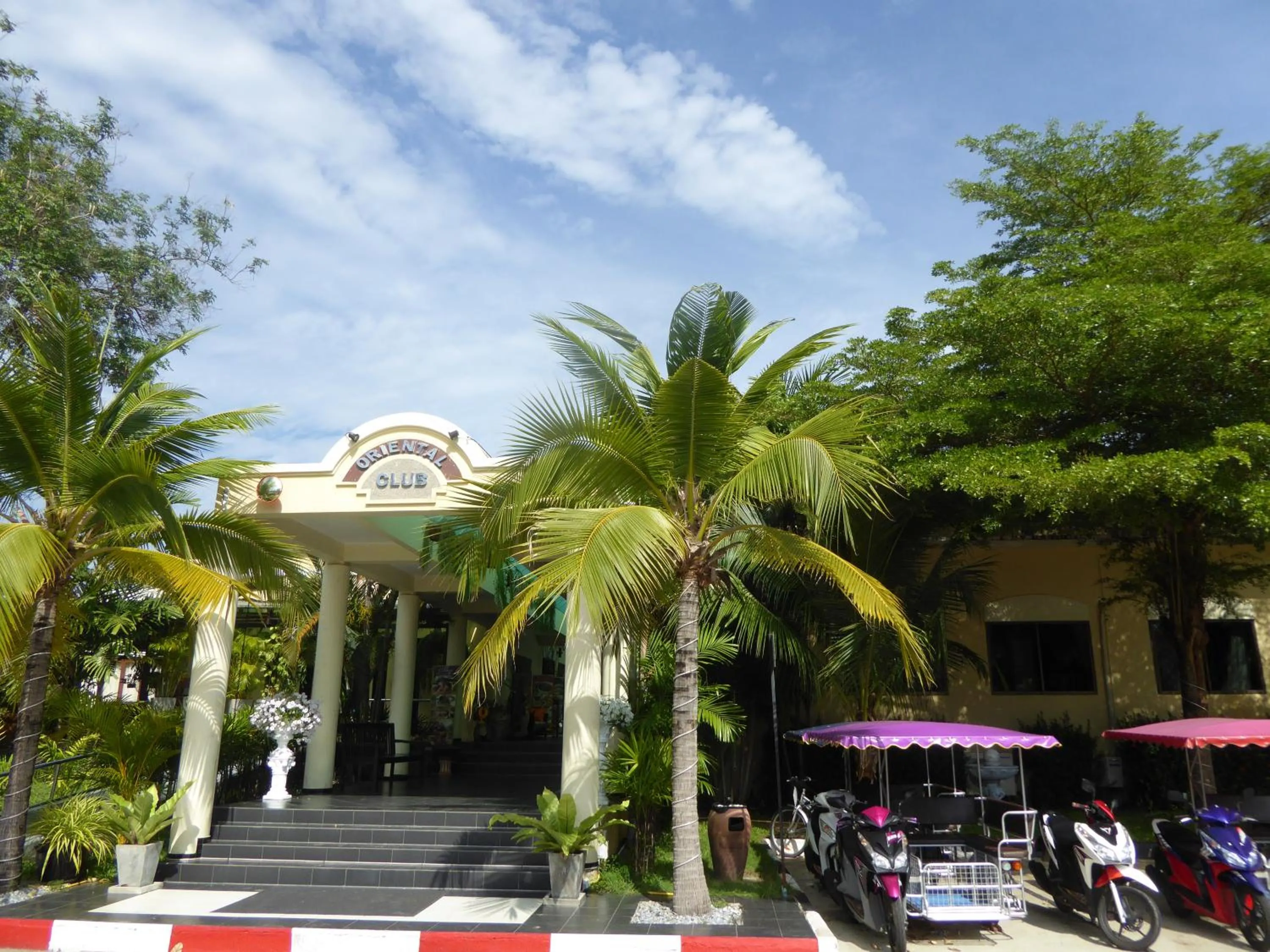 Lobby or reception in The Oriental Tropical Beach at VIP Resort