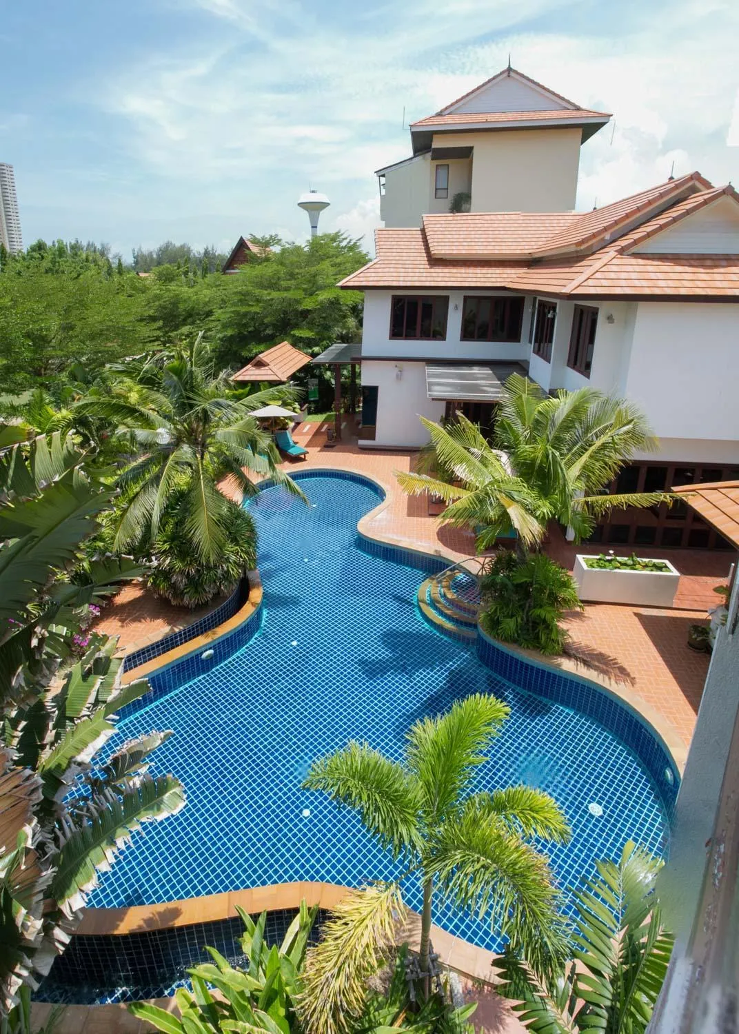Swimming pool in The Oriental Tropical Beach at VIP Resort