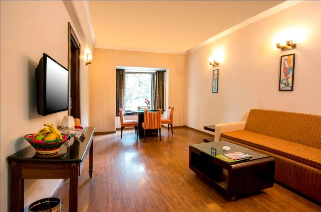 TV and multimedia in Vikram Vintage Inn