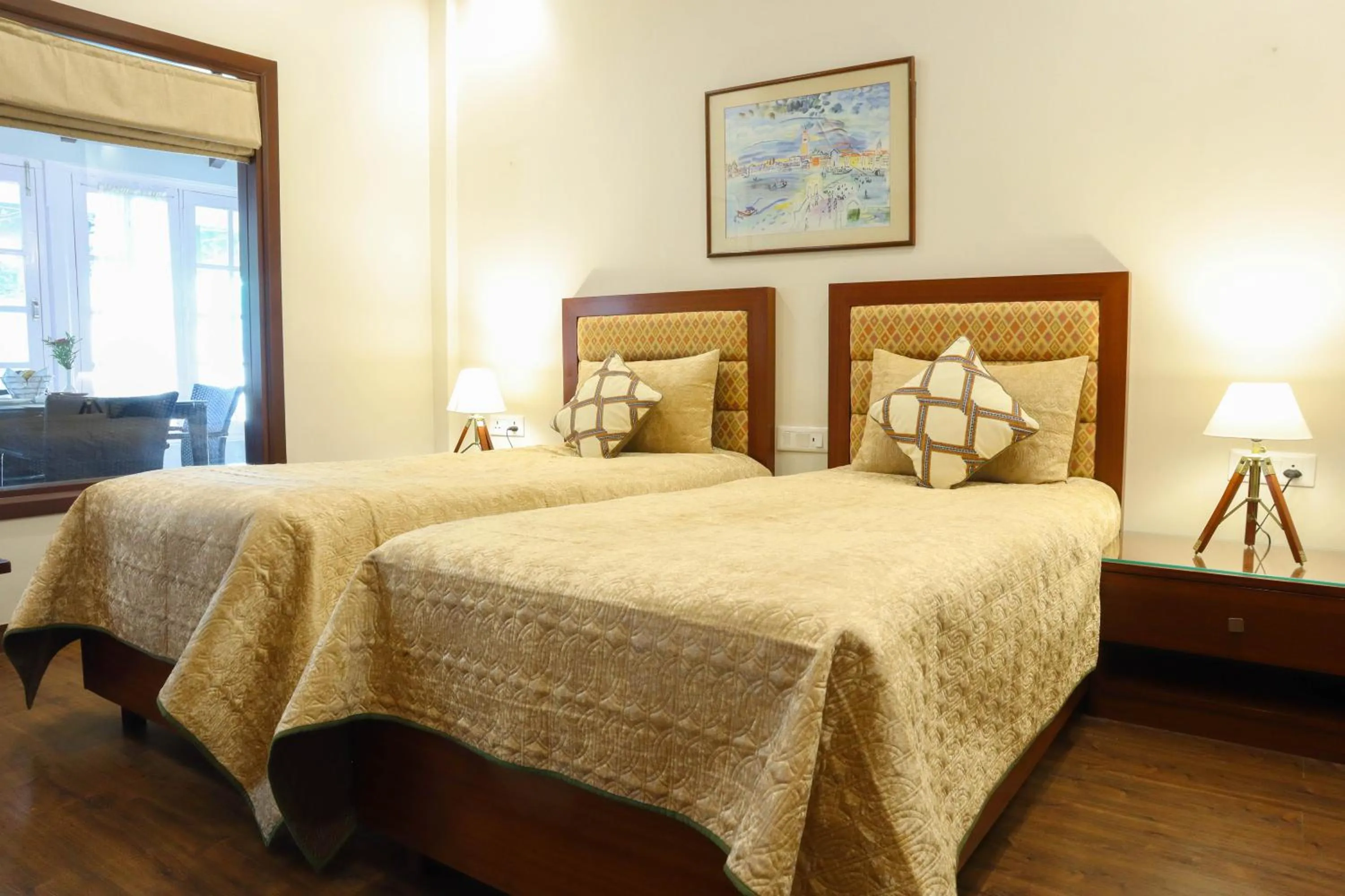 Photo of the whole room, Bed in Vikram Vintage Inn