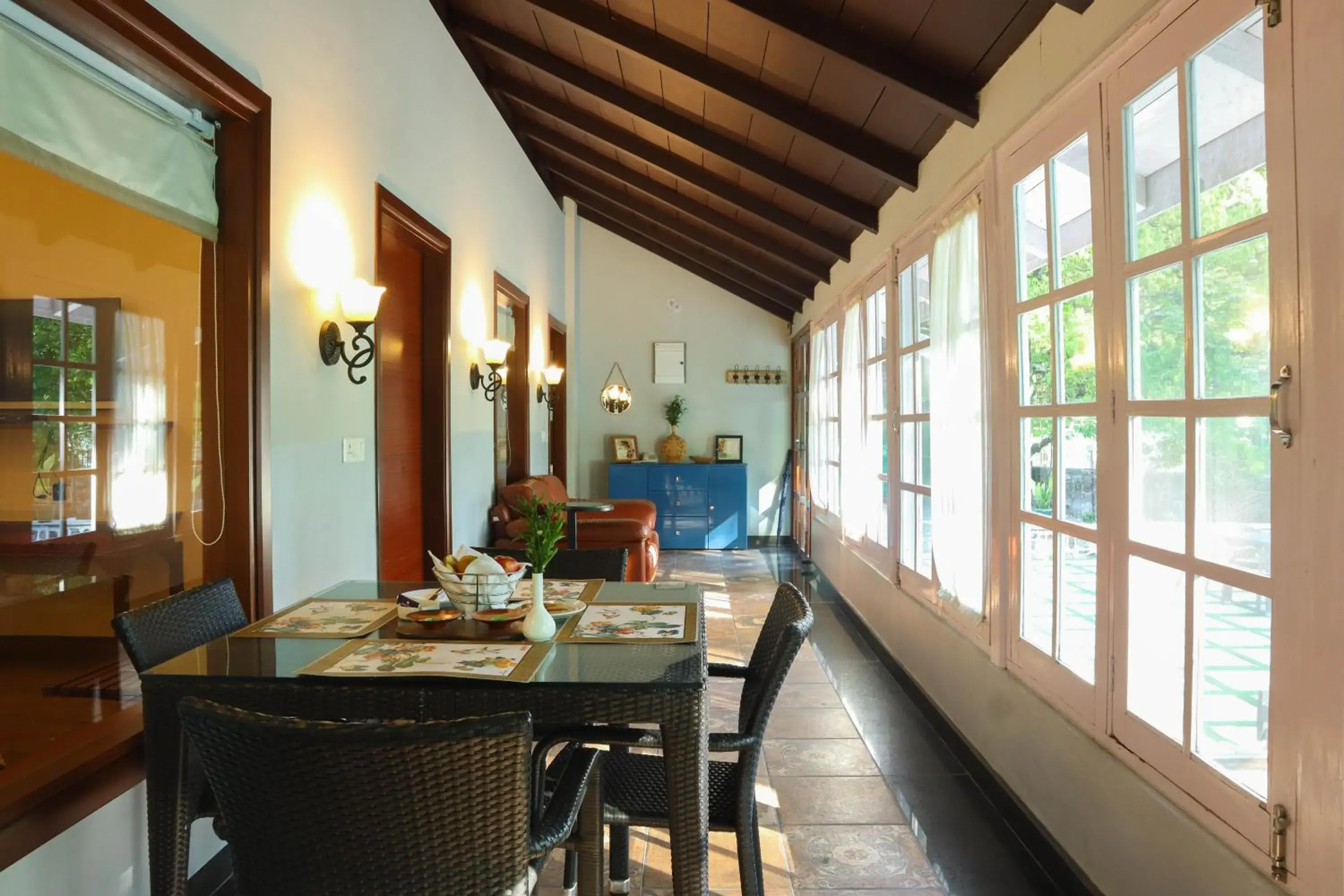 Living room in Vikram Vintage Inn Living room in Vikram Vintage Inn