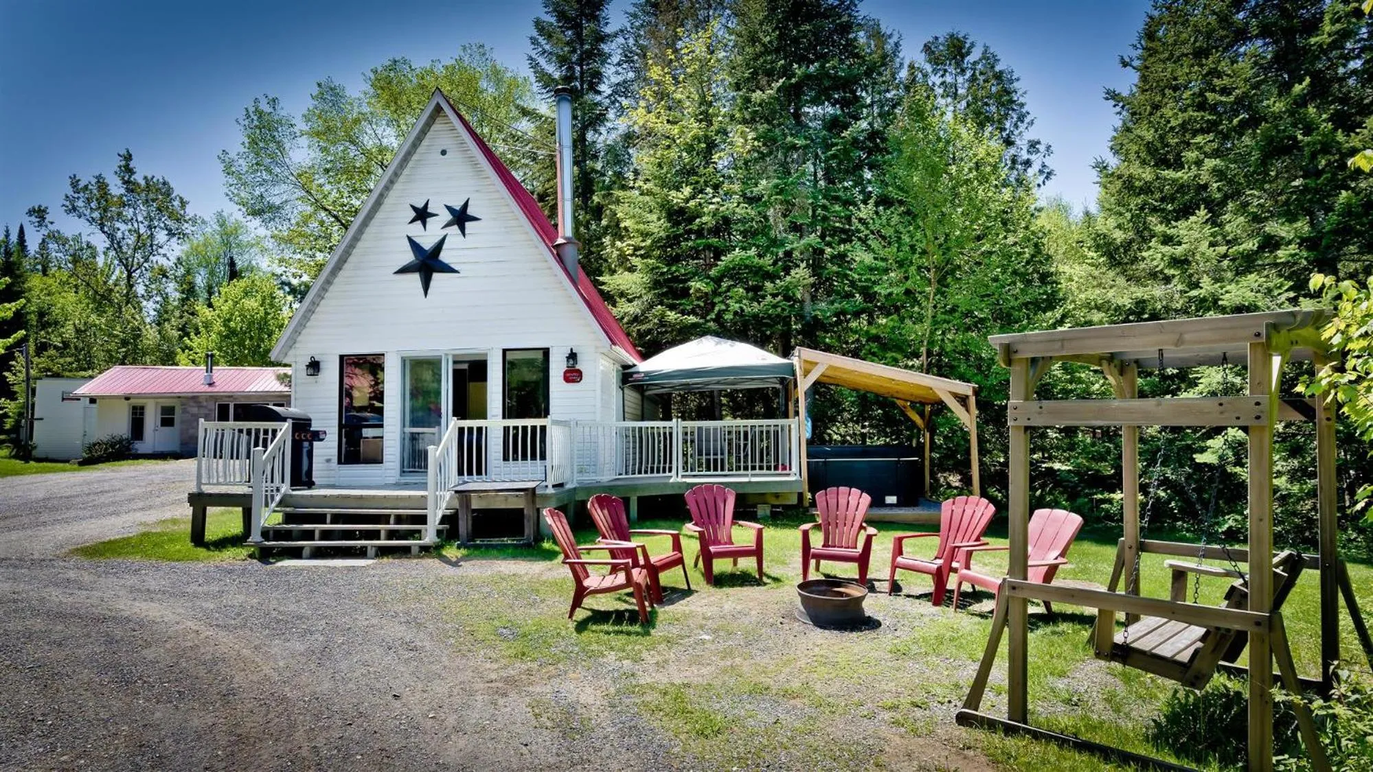 Camping Chalets Spas Pignons Rouges