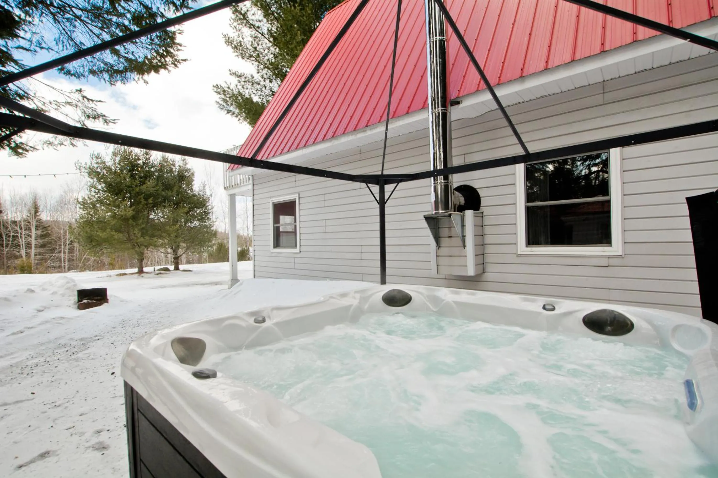 Activities in Camping Chalets Spas Pignons Rouges