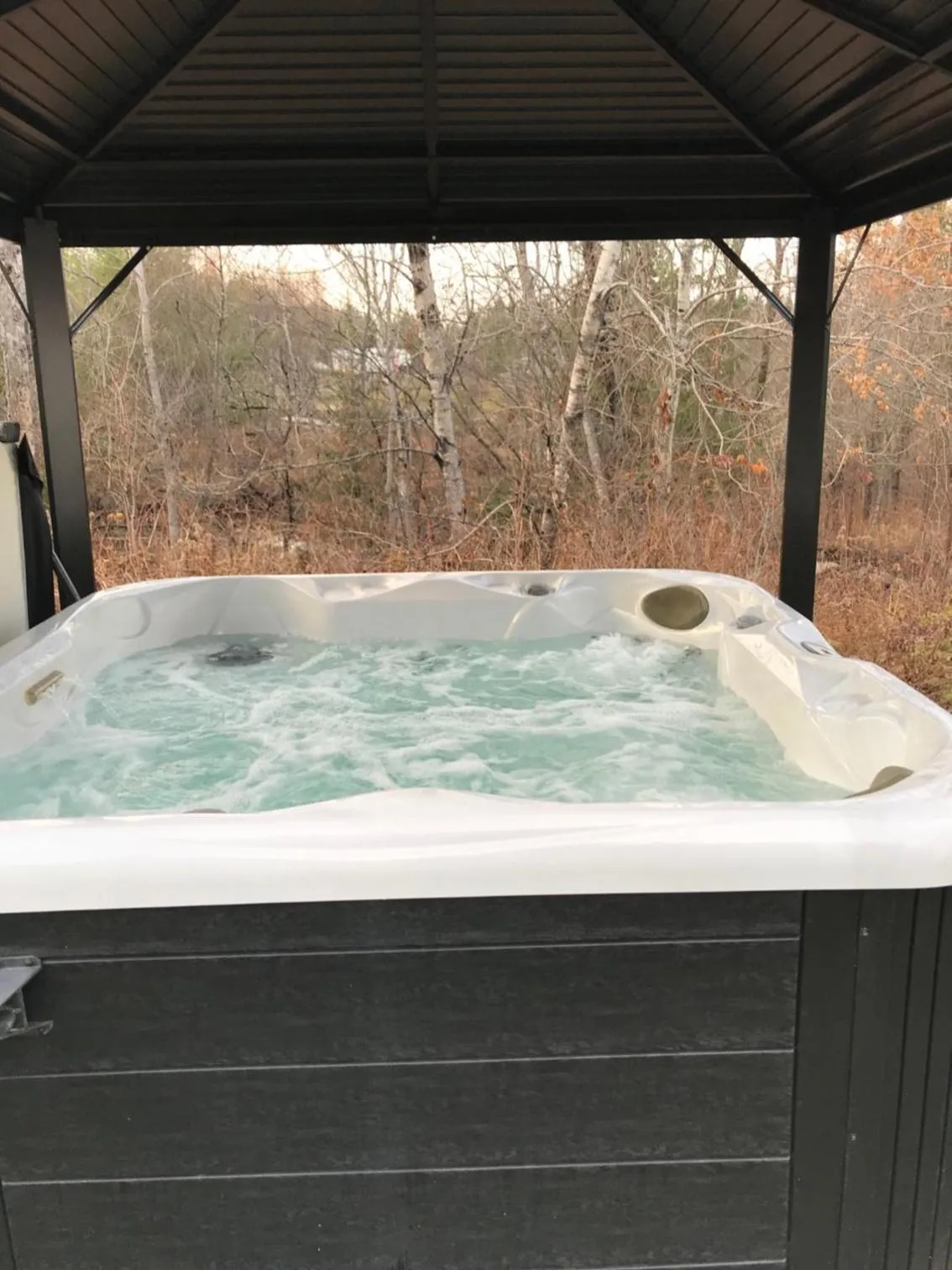 Camping Chalets Spas Pignons Rouges