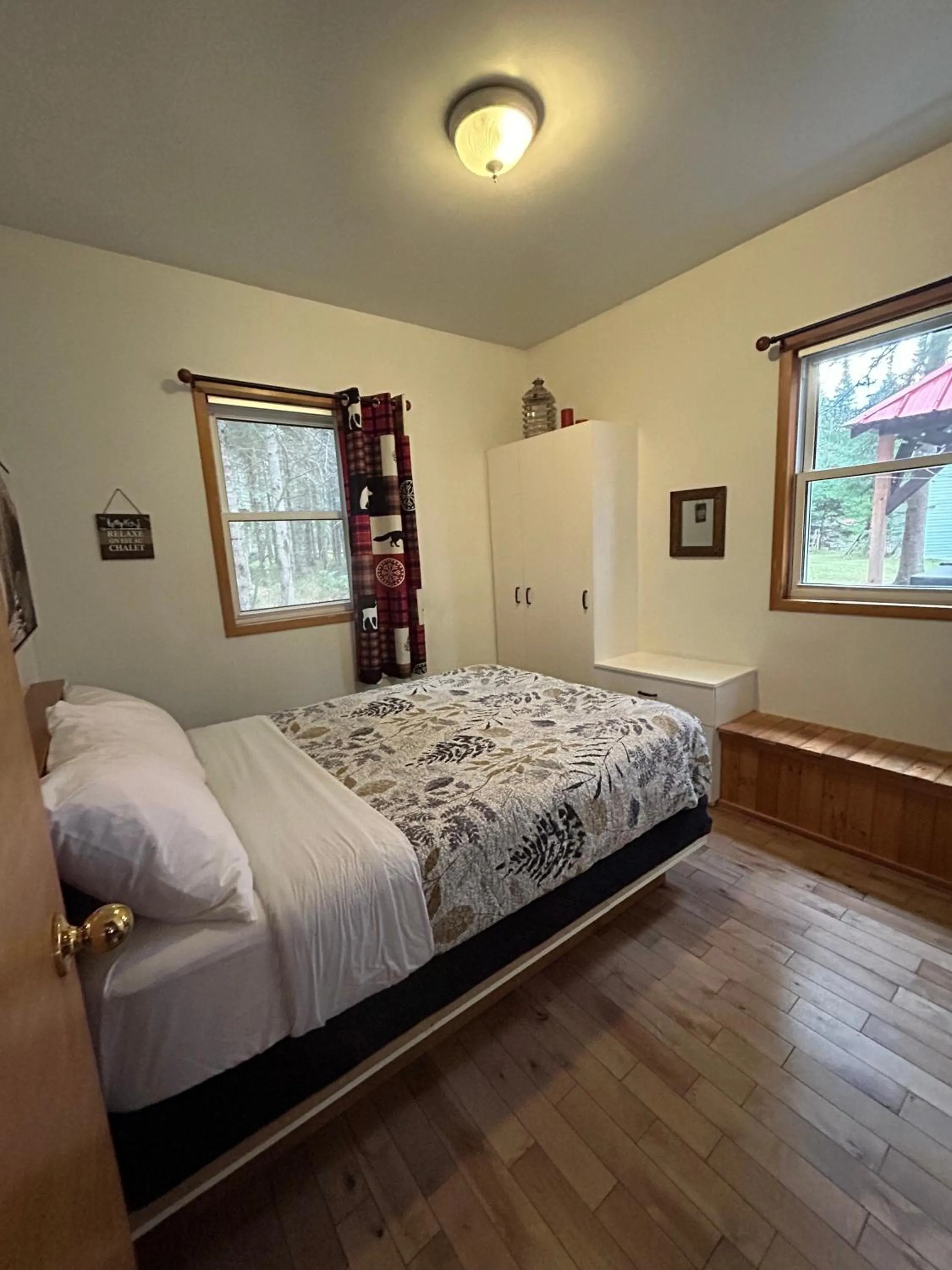 Bedroom, Bed in Camping Chalets Spas Pignons Rouges