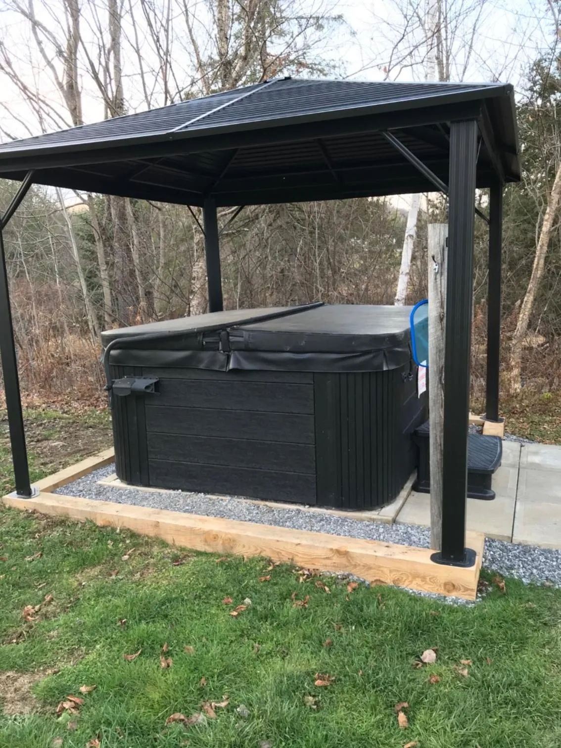 Camping Chalets Spas Pignons Rouges