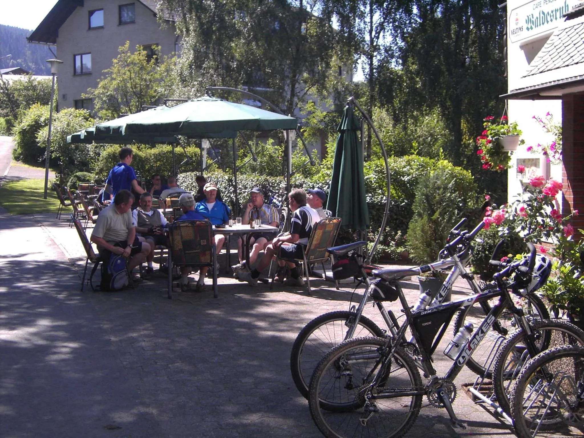 People in Cafe-Pension Waldesruh