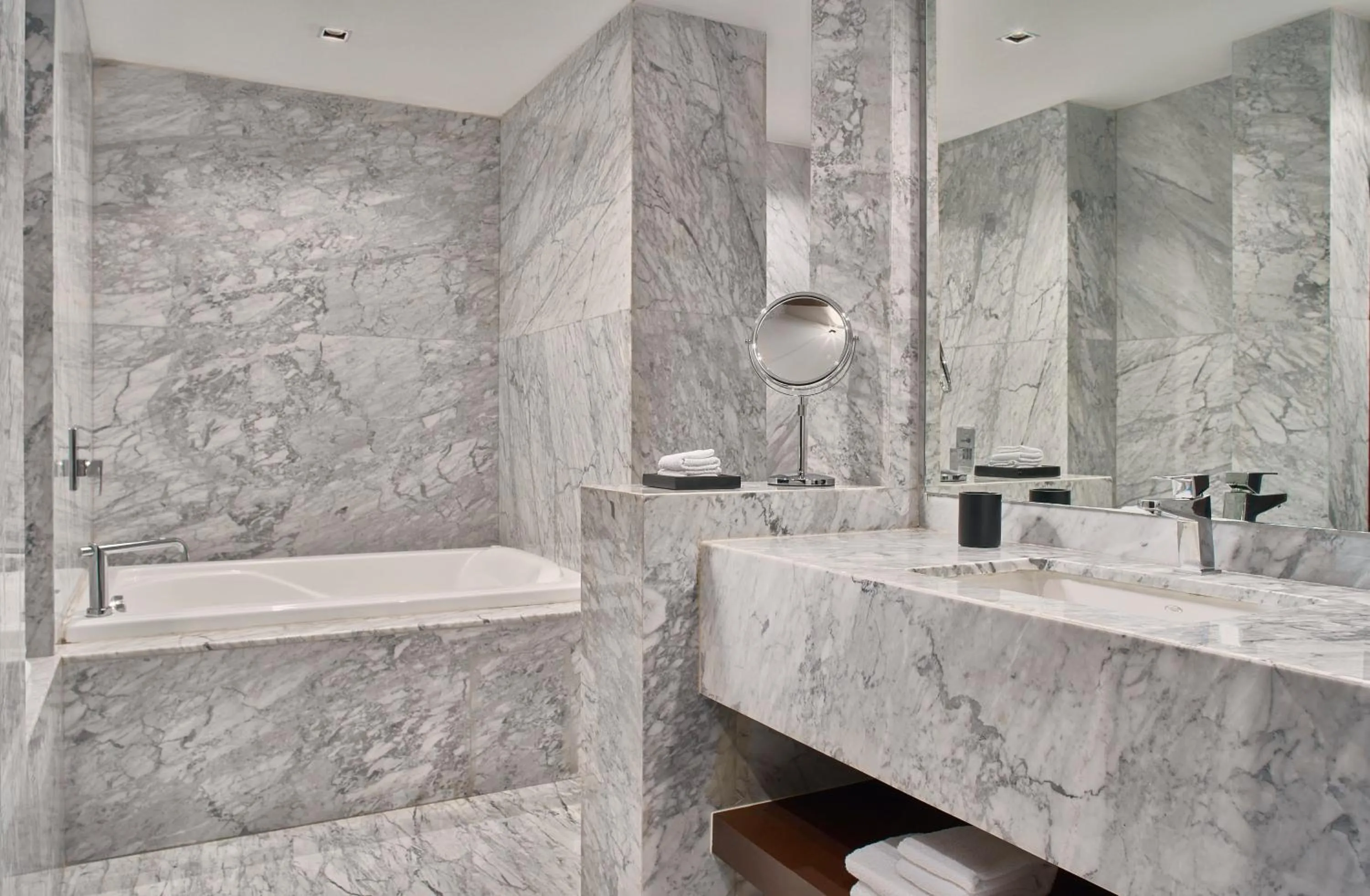 Bath in Hyatt Regency Merida